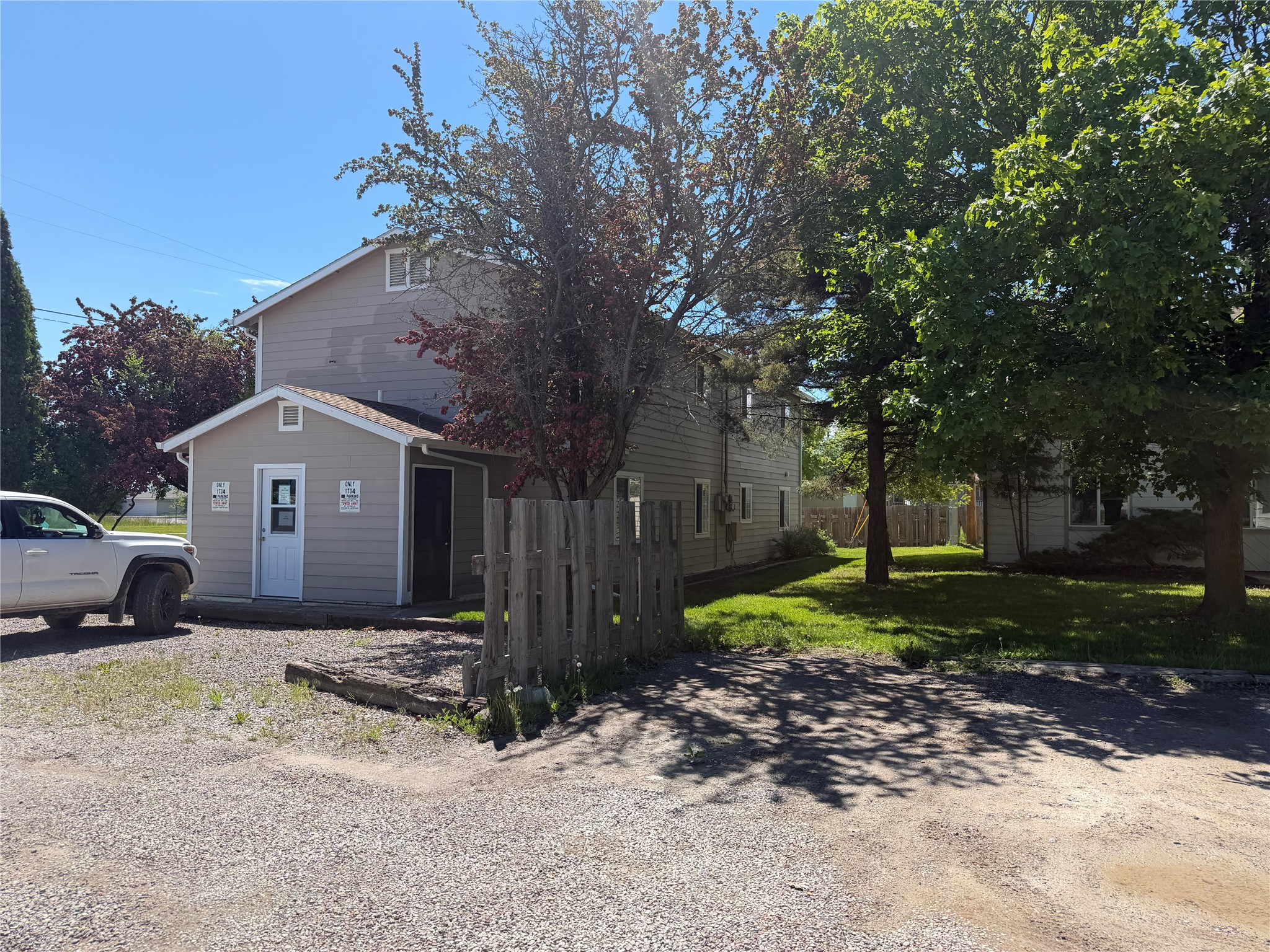 1704 1st Avenue W Property Photo 3