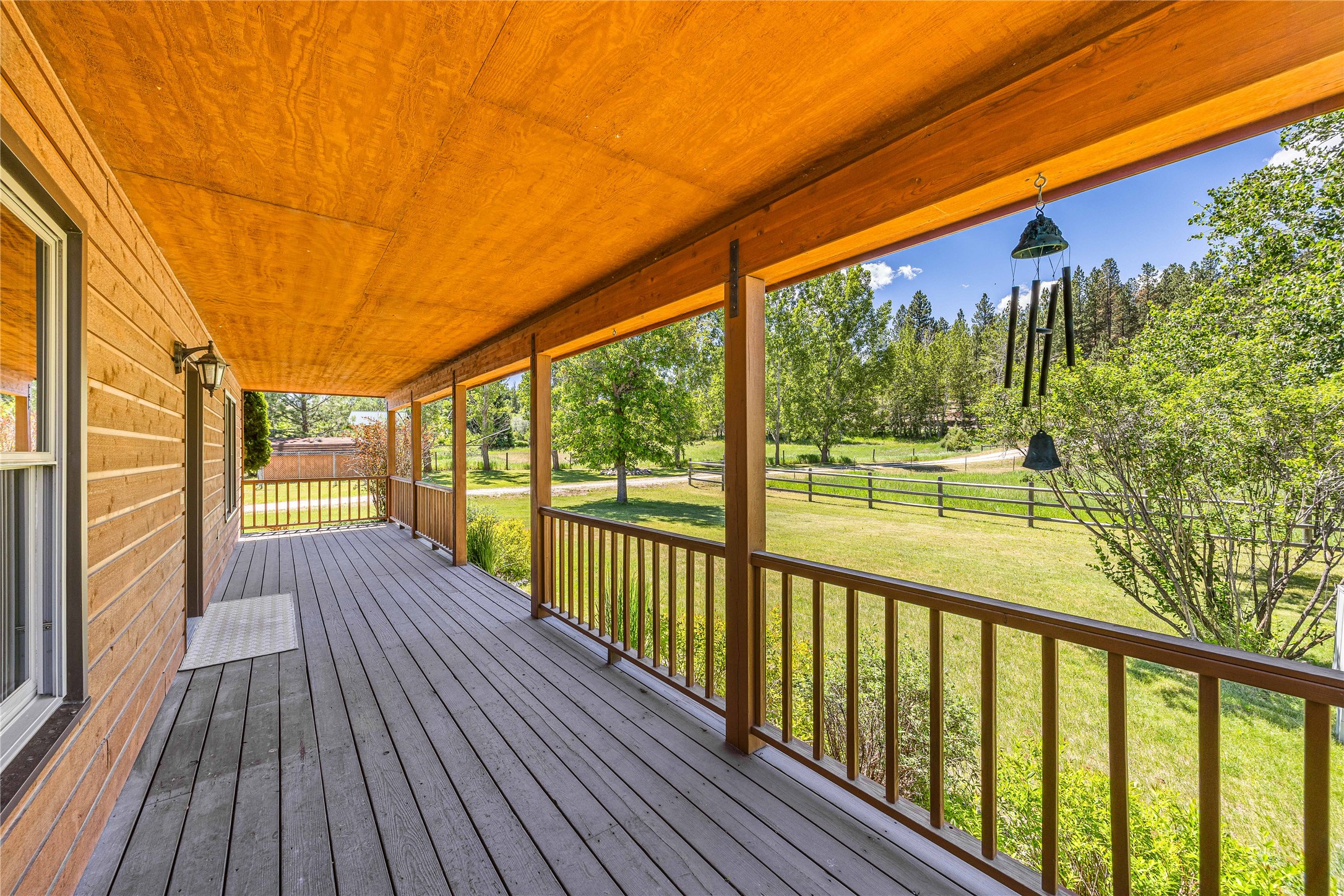 561 Camas Creek Loop Property Photo 6
