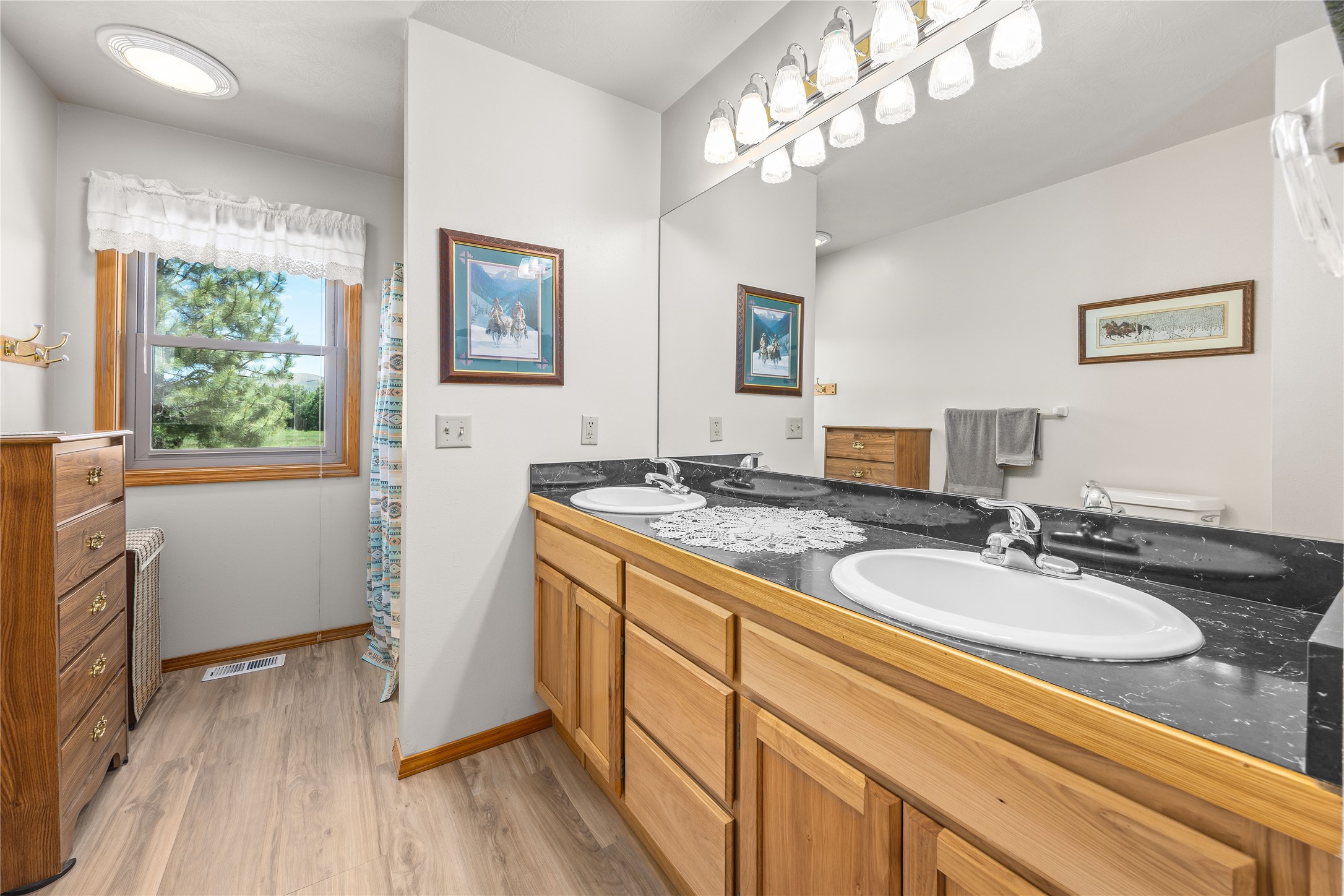 561 Camas Creek Loop Property Photo 15