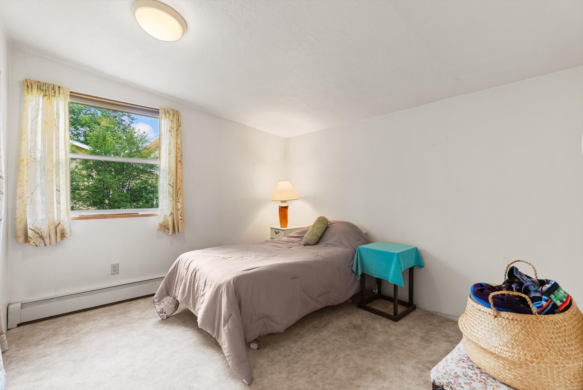 102 Geneva Avenue Property Photo 35