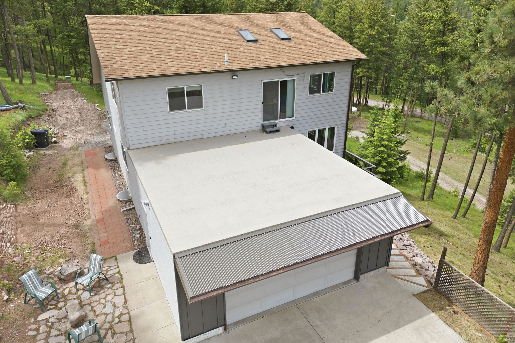 9494 Cedar Ridge Road Property Photo 4