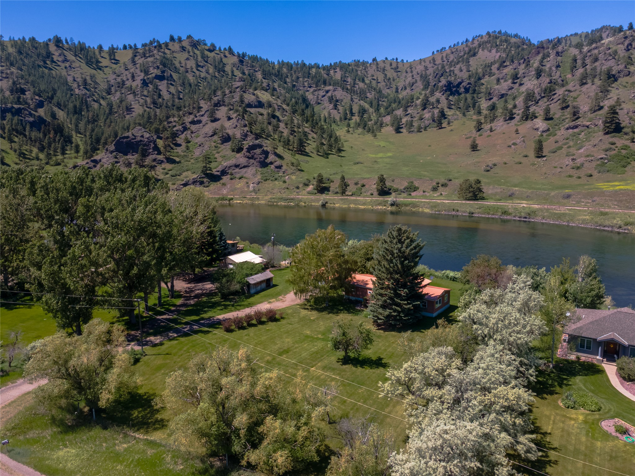 2792 Old Us Highway 91 Property Photo 2