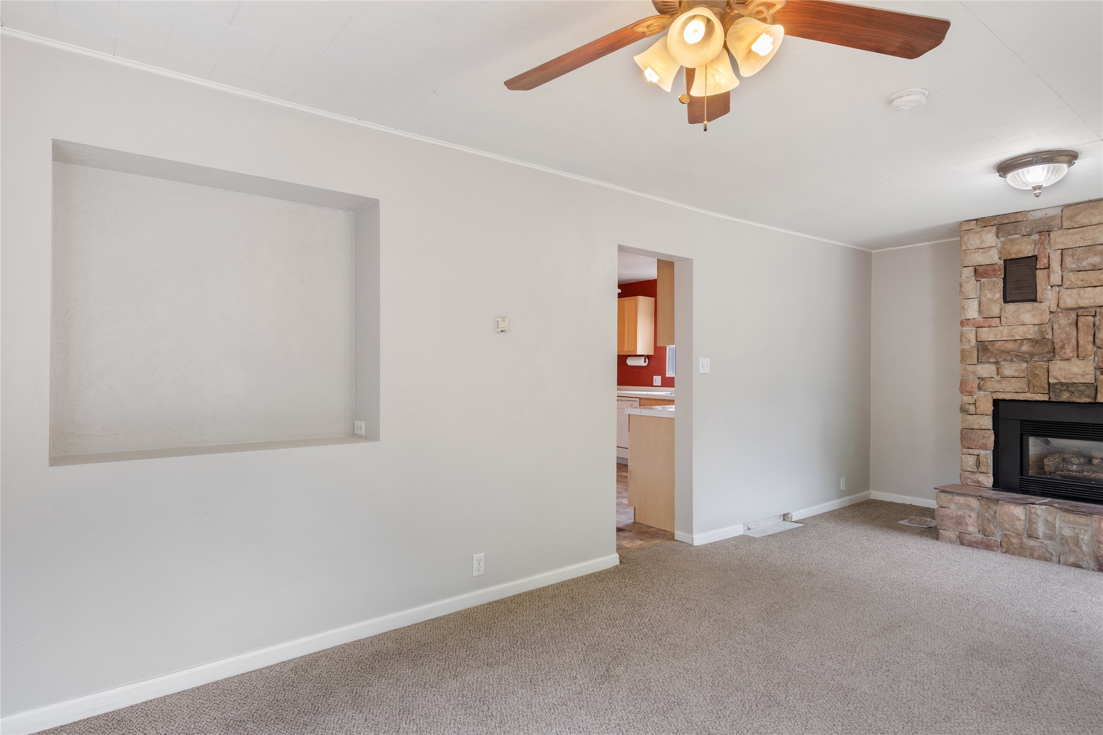 1539 S 4th Street W Property Photo 6