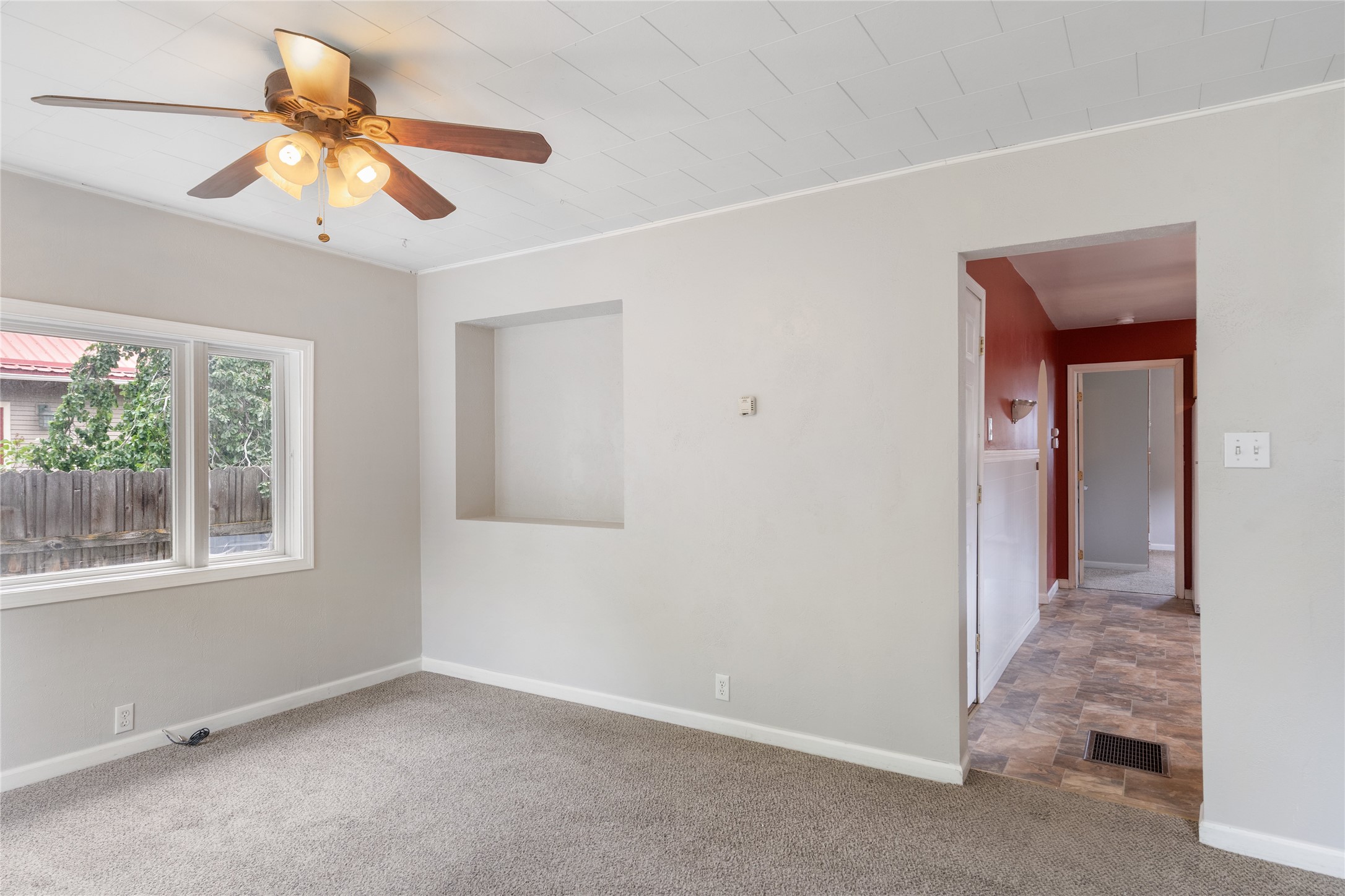 1539 S 4th Street W Property Photo 7