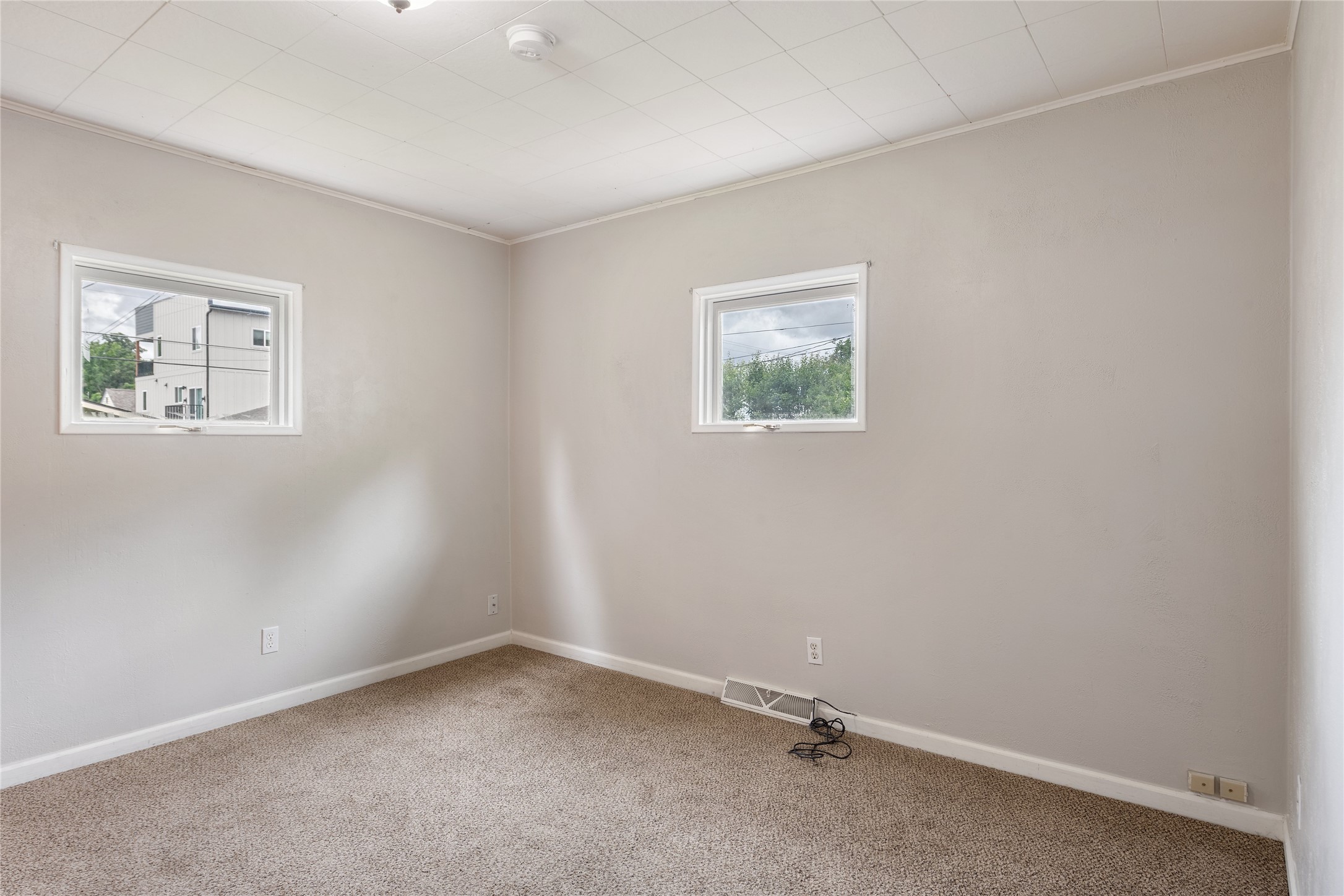 1539 S 4th Street W Property Photo 11