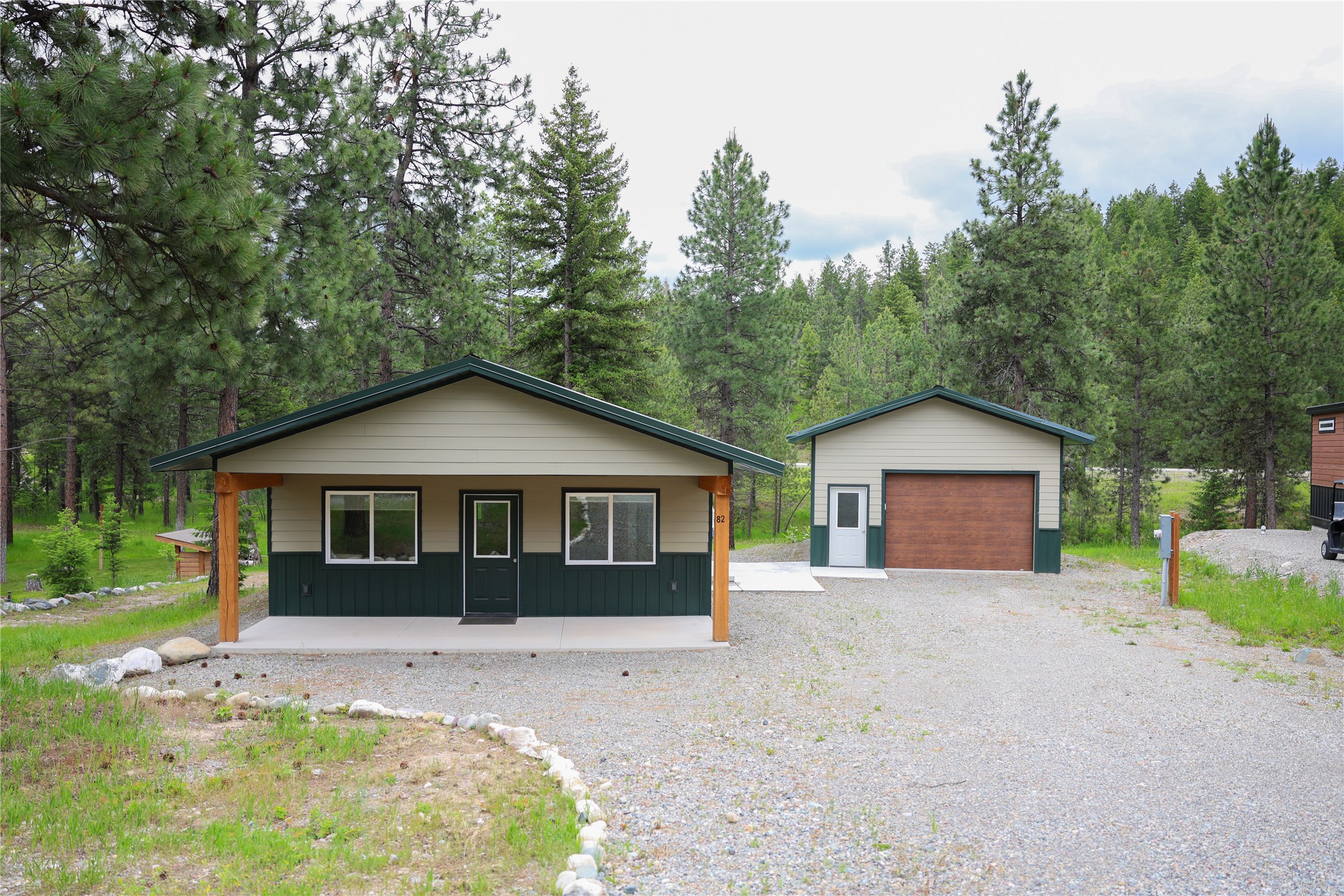 82 Salmon Drive Property Photo 1