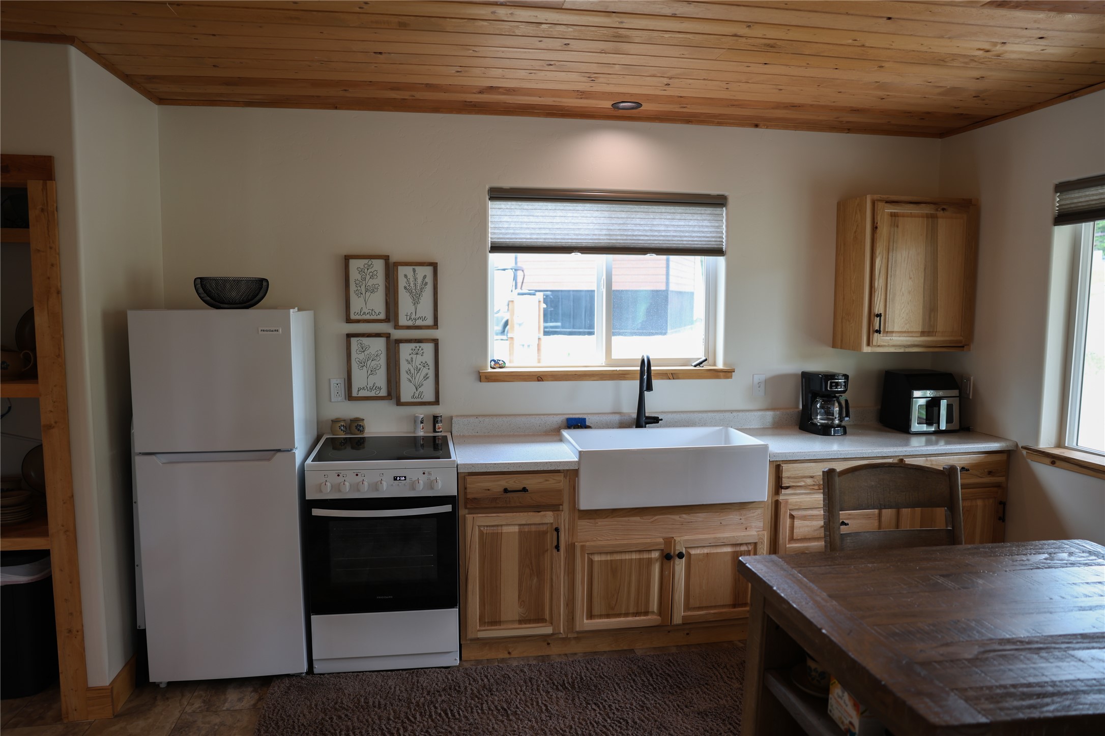 82 Salmon Drive Property Photo 42