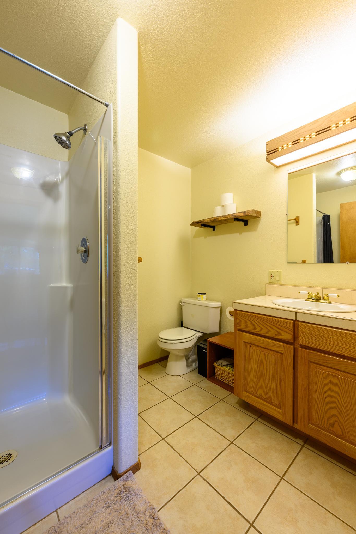 700 Pomeroy Trail Property Photo 19
