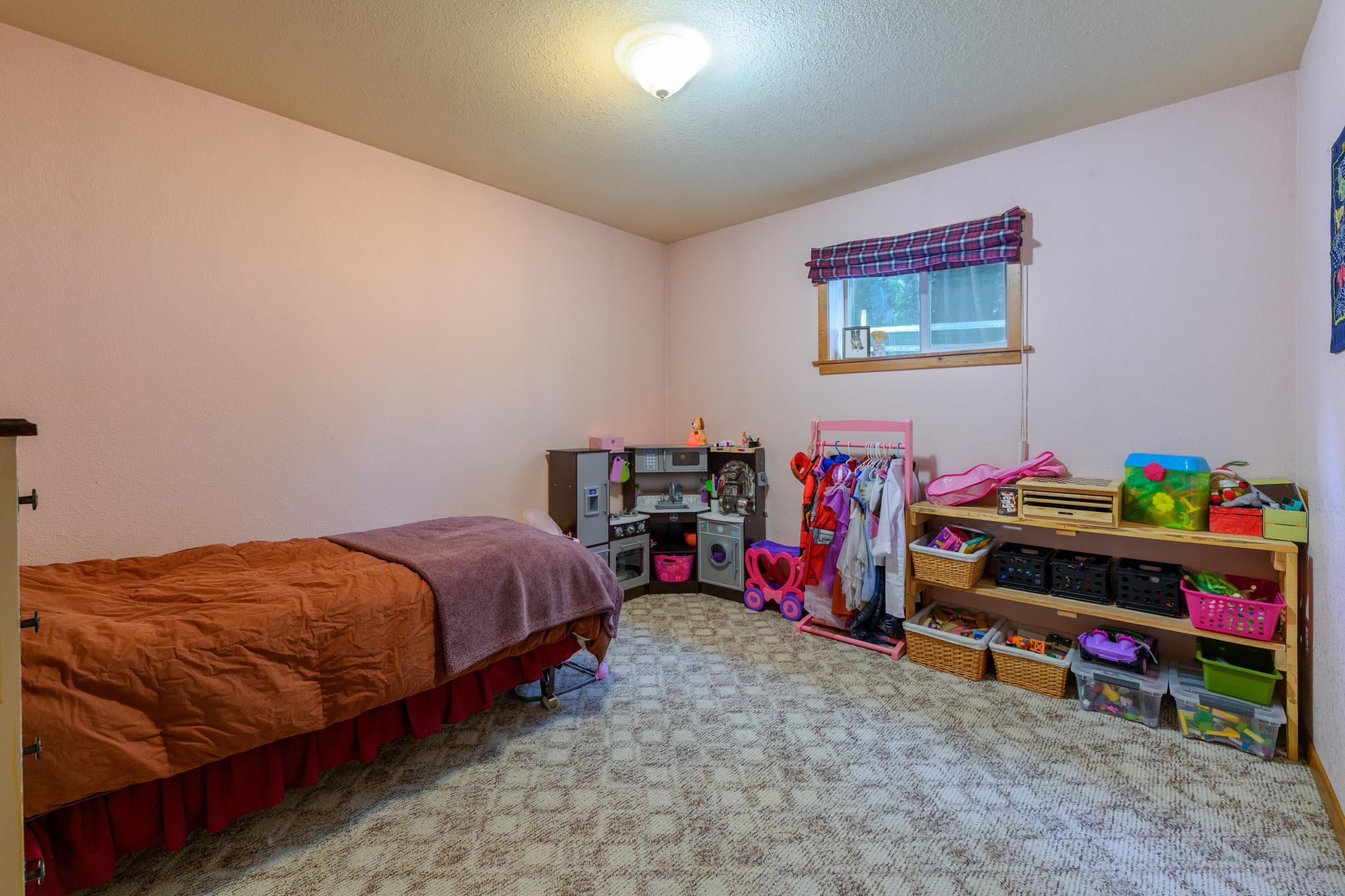 700 Pomeroy Trail Property Photo 21