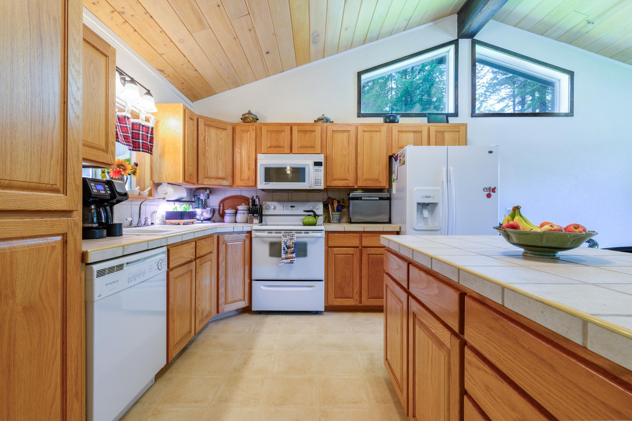 700 Pomeroy Trail Property Photo 24
