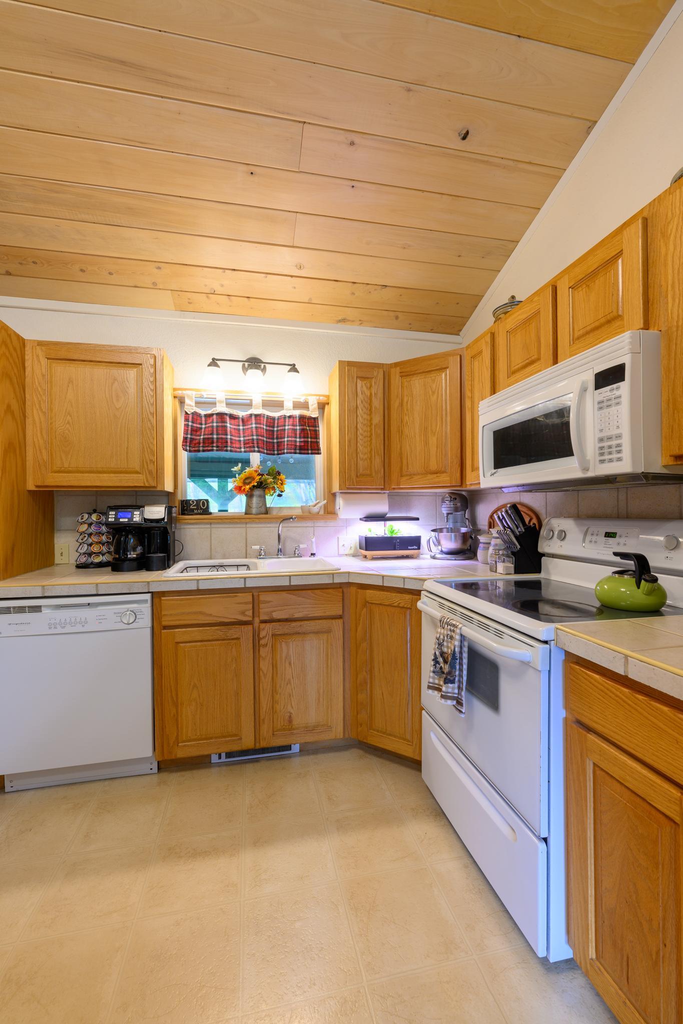700 Pomeroy Trail Property Photo 25