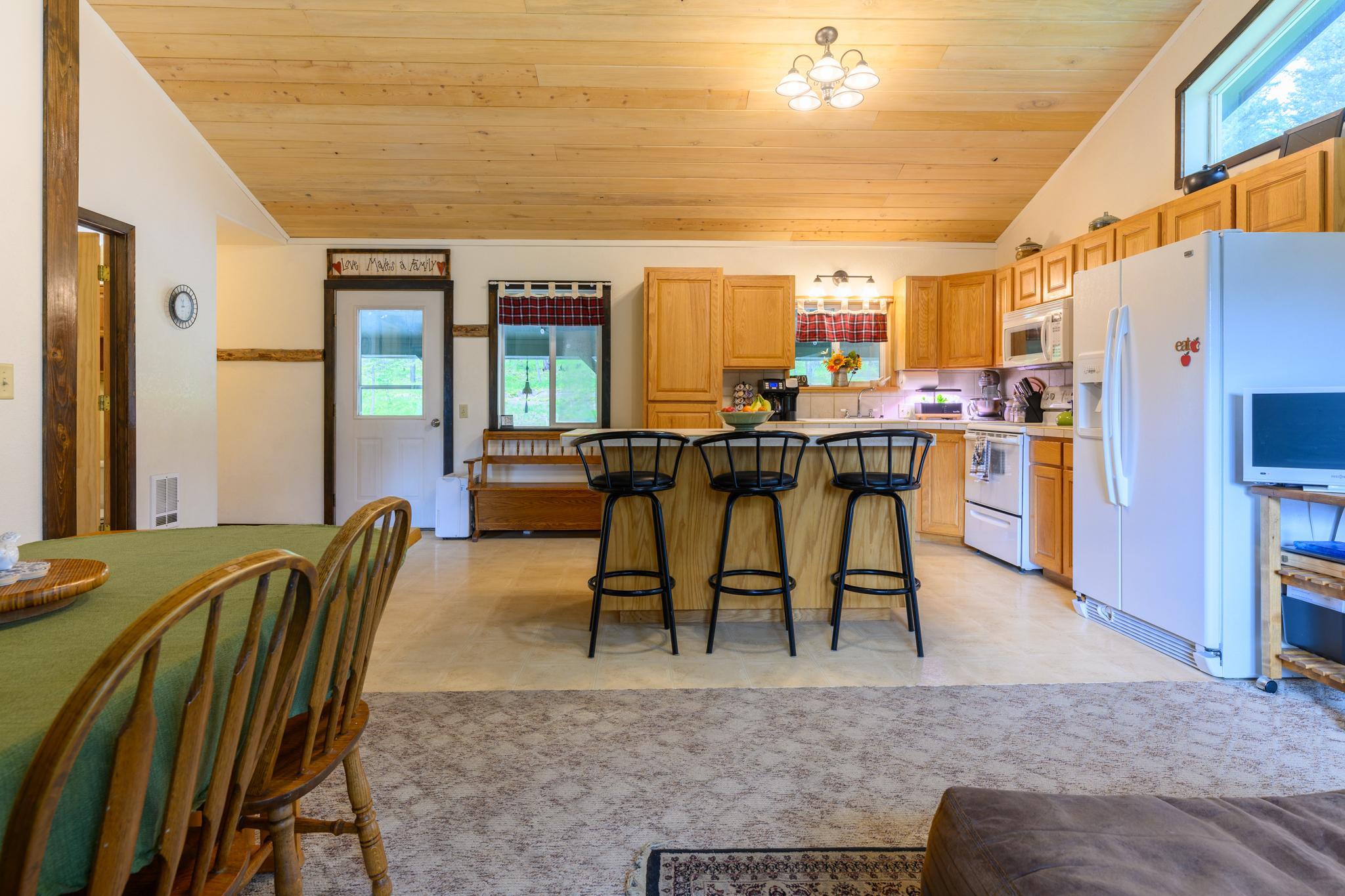 700 Pomeroy Trail Property Photo 28