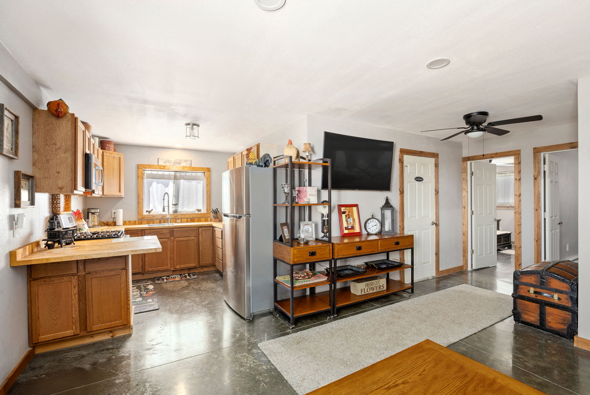 20 Kamloops Road Property Photo 30