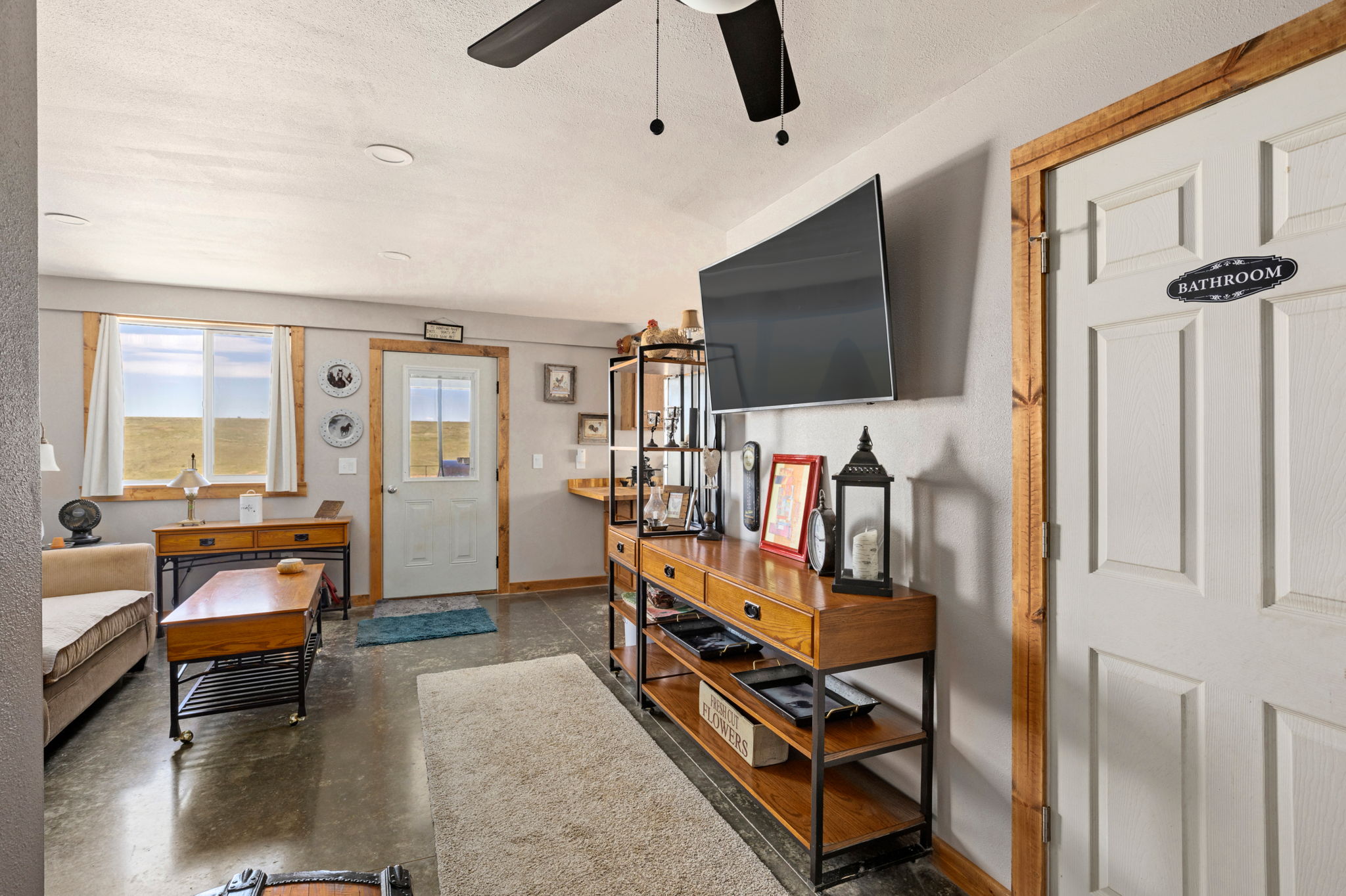 20 Kamloops Road Property Photo 35