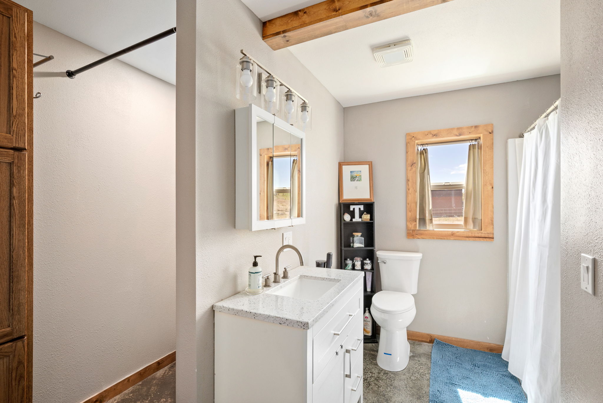 20 Kamloops Road Property Photo 40