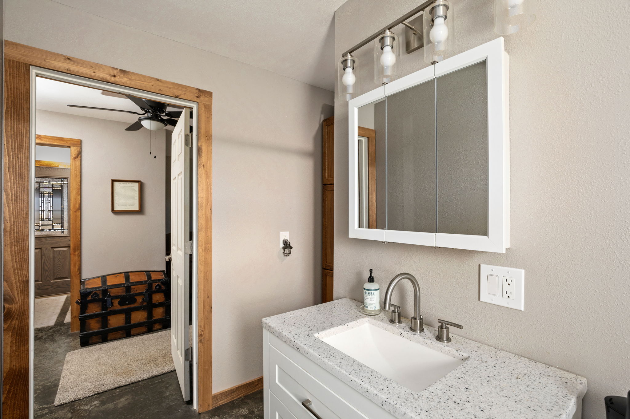 20 Kamloops Road Property Photo 41