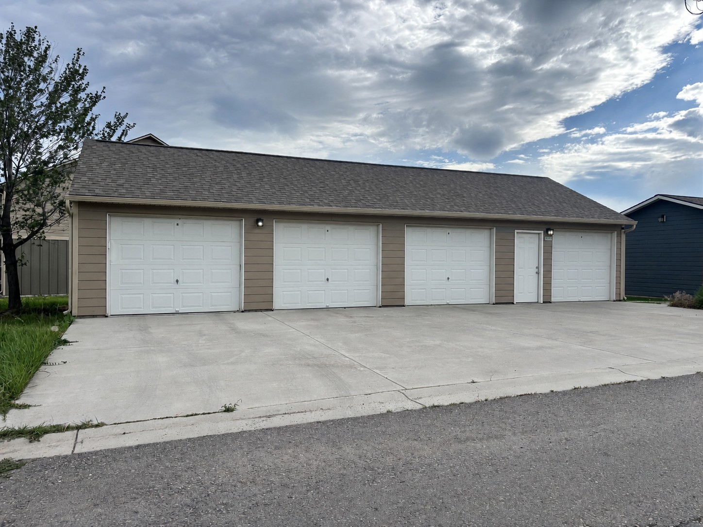 4971 Potter Park Loop Property Photo 5