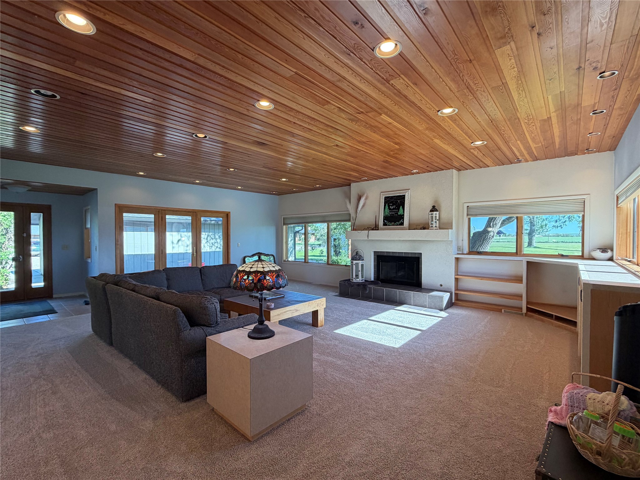 608 2nd Street Property Photo 12