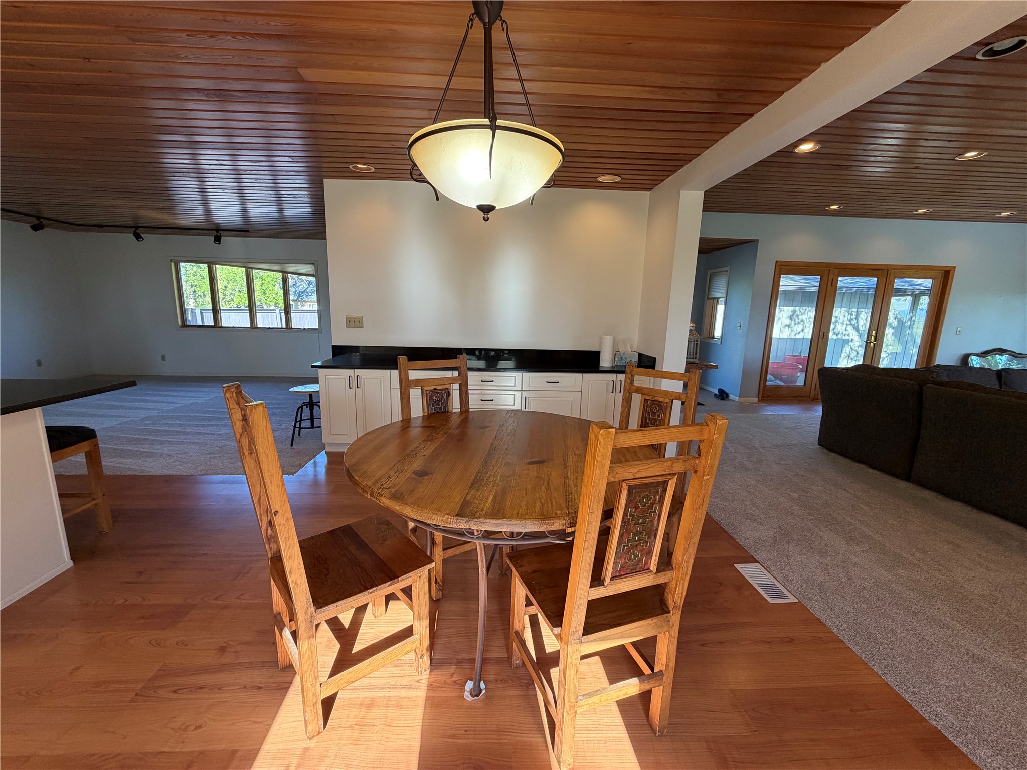 608 2nd Street Property Photo 14