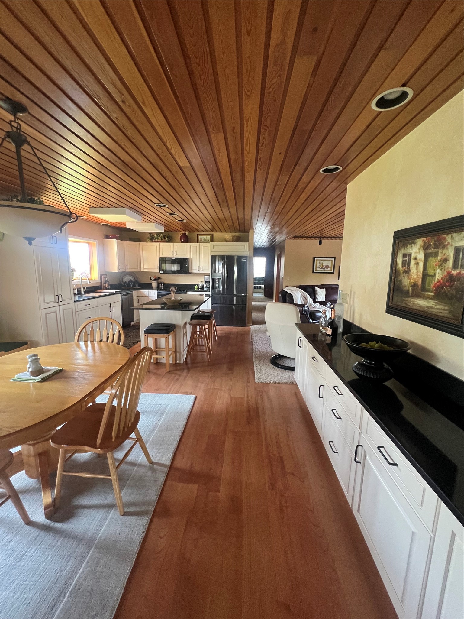 608 2nd Street Property Photo 18