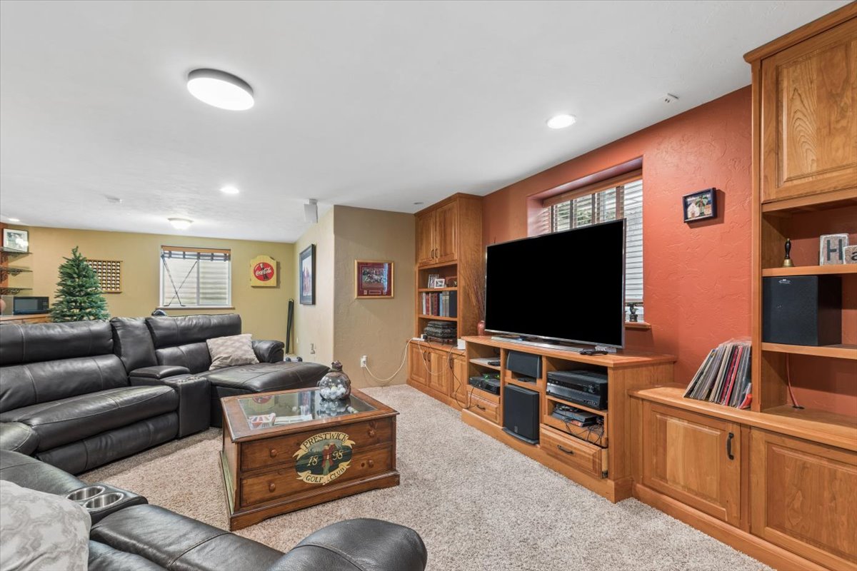 15 Mountain Park Lane Property Photo 39