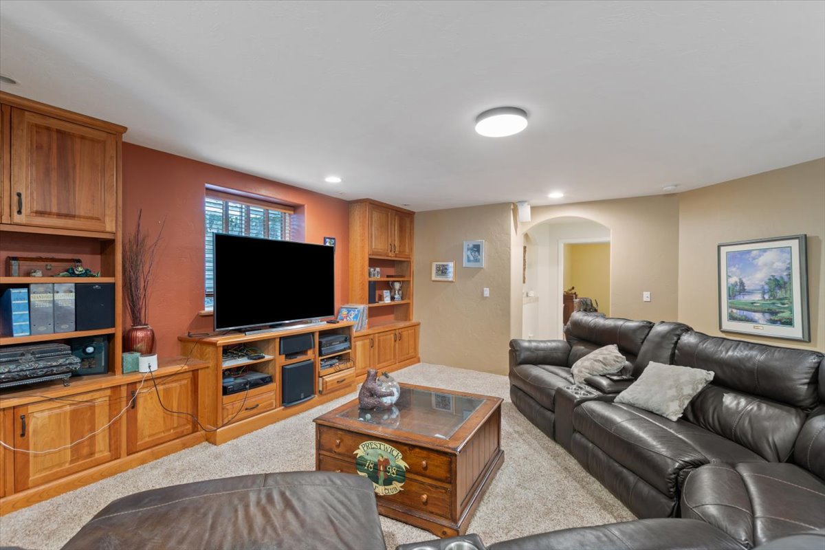 15 Mountain Park Lane Property Photo 40