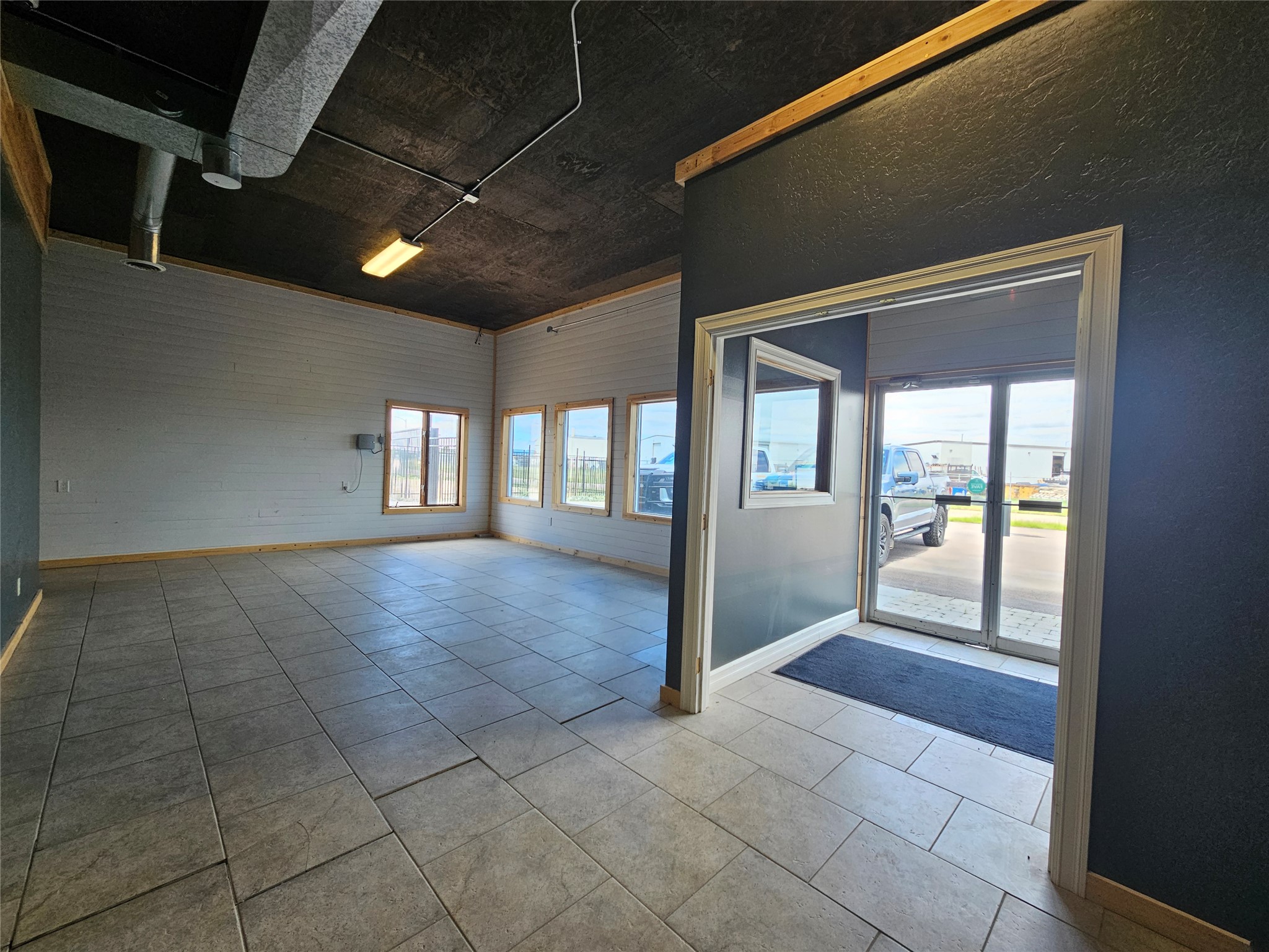 4106 N Star Boulevard Property Photo 9