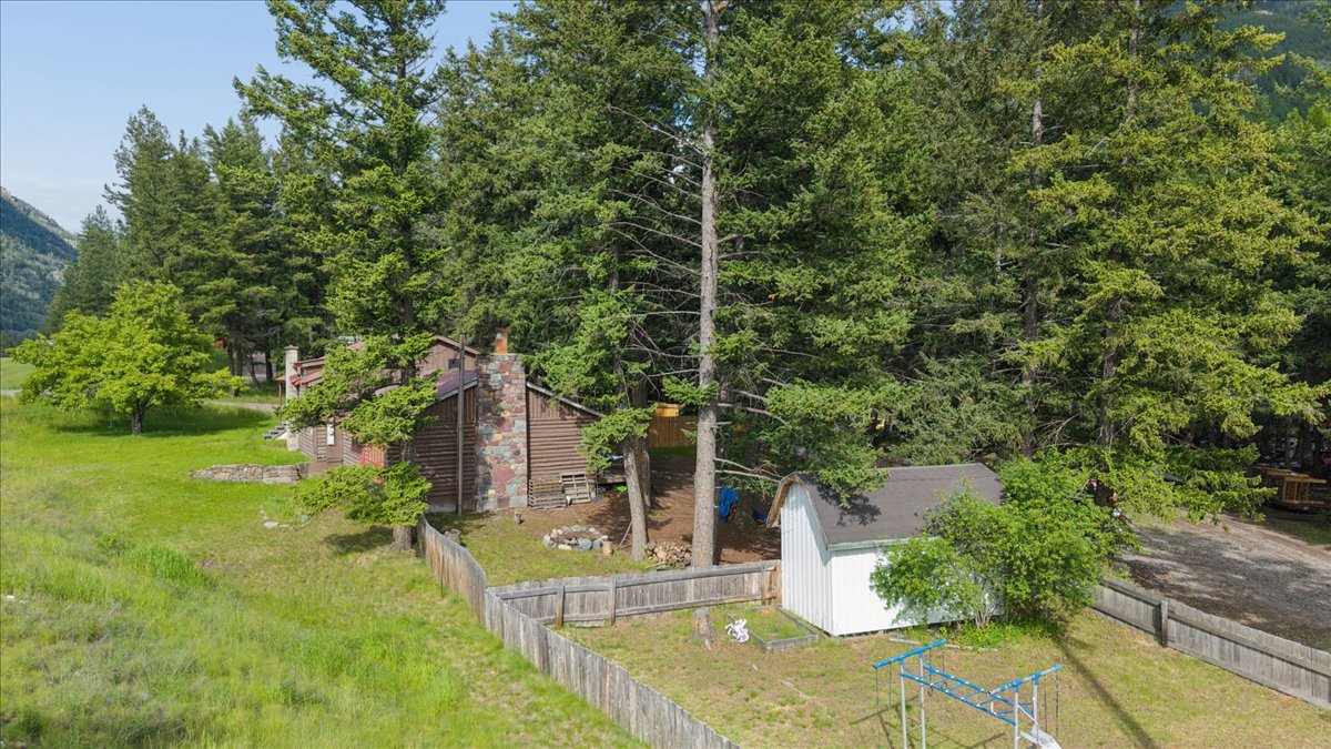 7585 Us Highway 2 E Property Photo 38