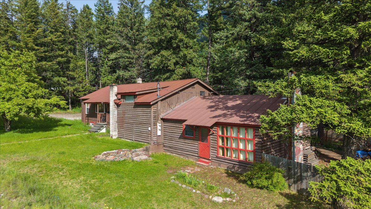 7585 Us Highway 2 E Property Photo 39