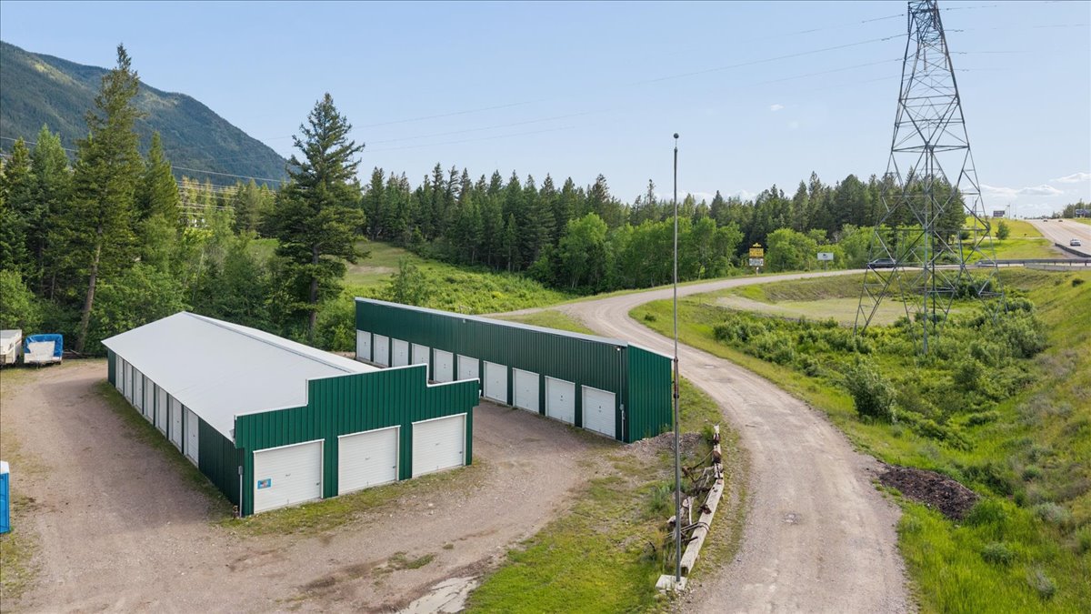 7585 Us Highway 2 E Property Photo 41