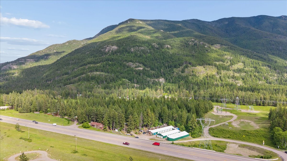 7585 Us Highway 2 E Property Photo 45