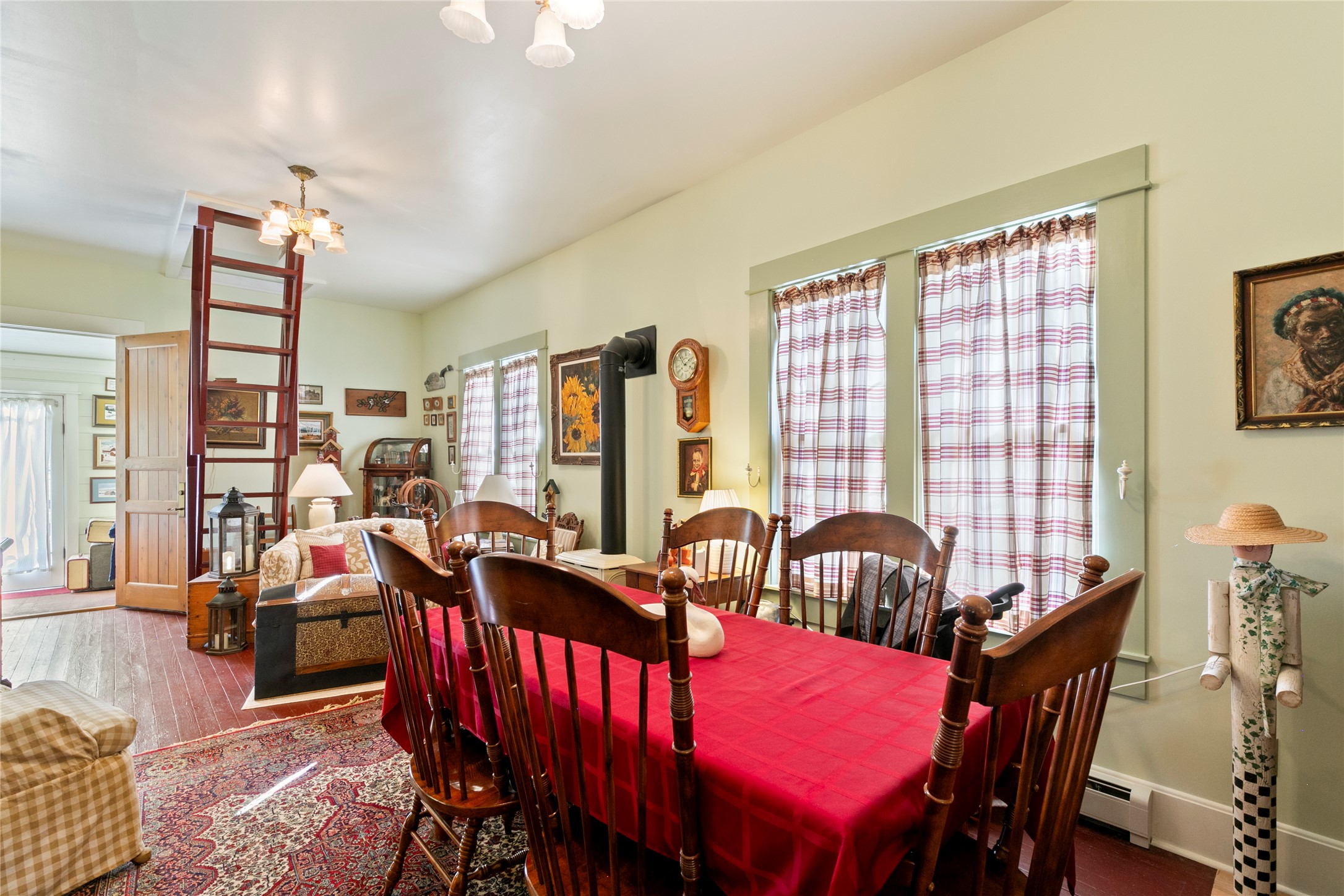 1003 N Burnt Fork Road Property Photo 7