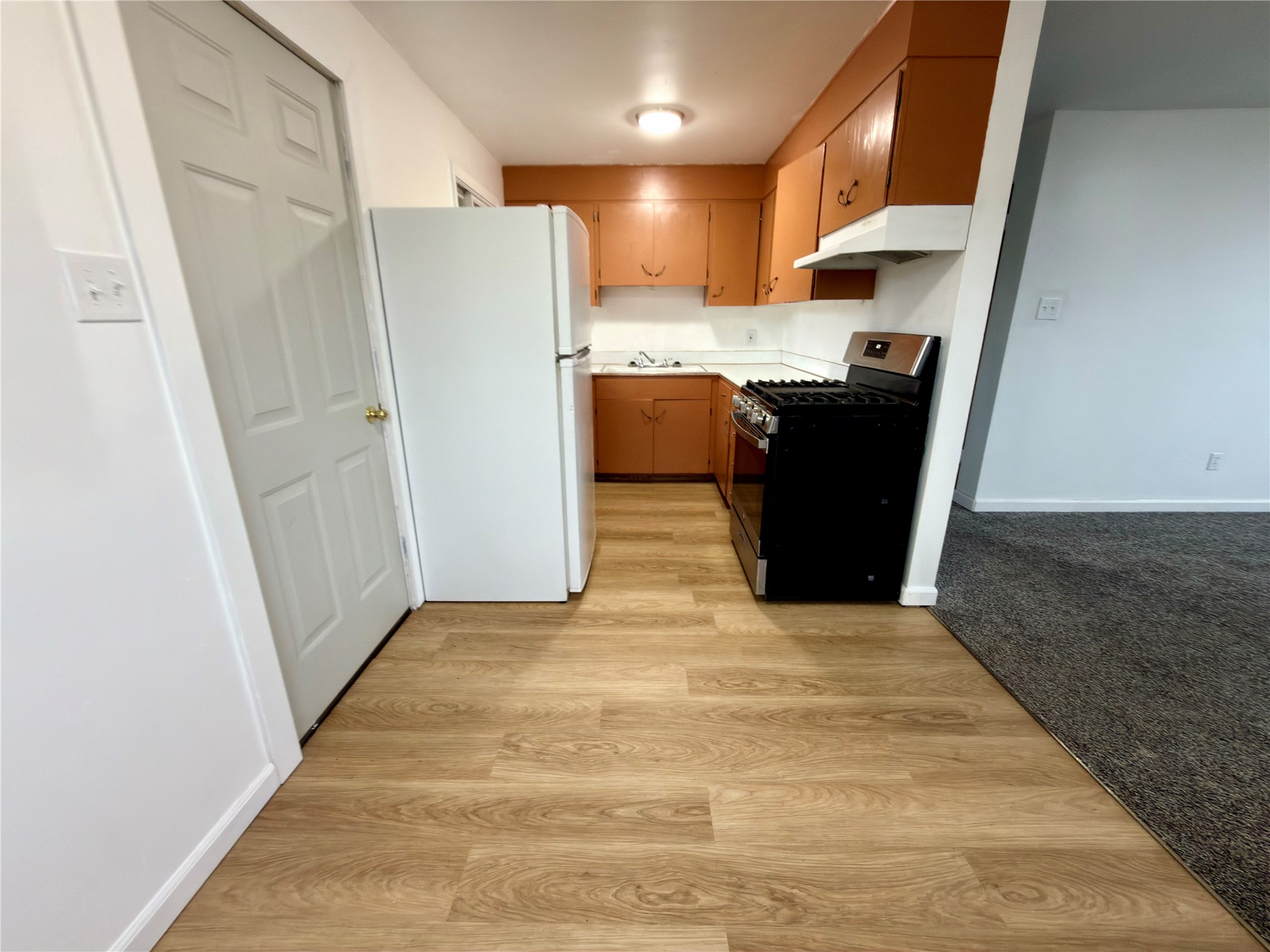 437 Mountain View Boulevard Property Photo 3