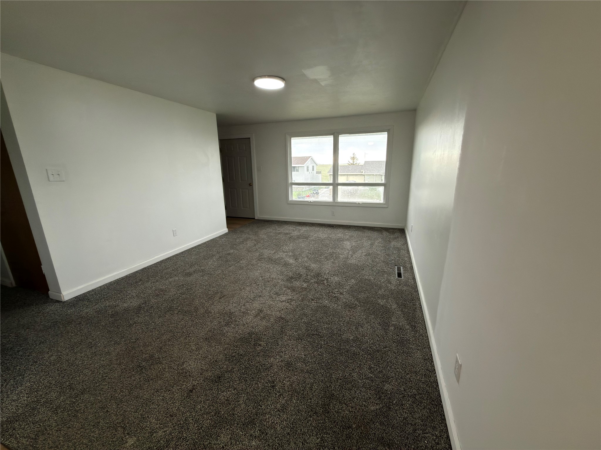 437 Mountain View Boulevard Property Photo 8