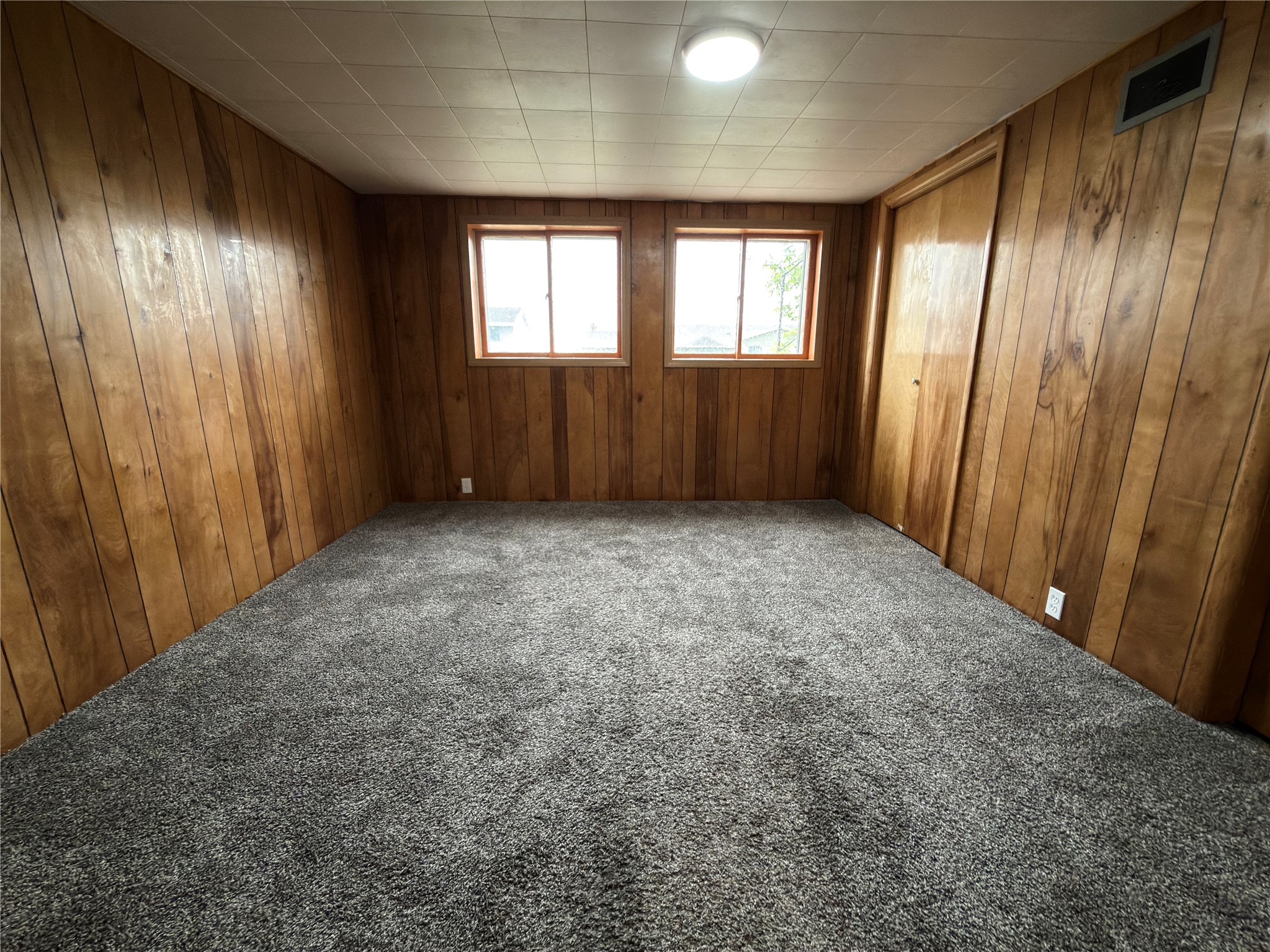 437 Mountain View Boulevard Property Photo 17