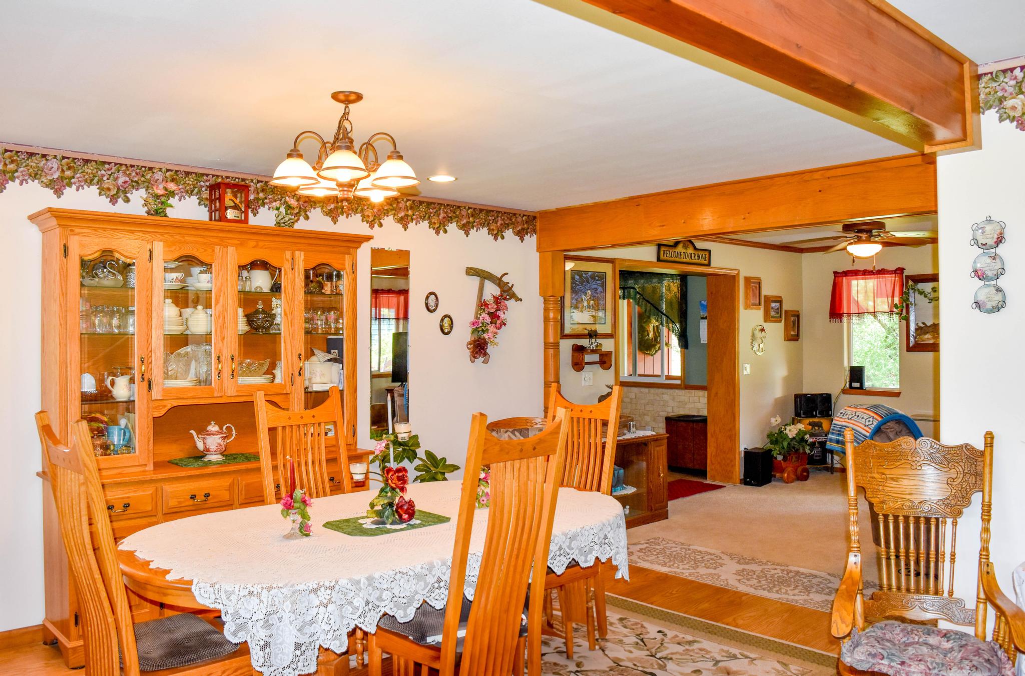 42377 Windy Ridge Lane Property Photo 3
