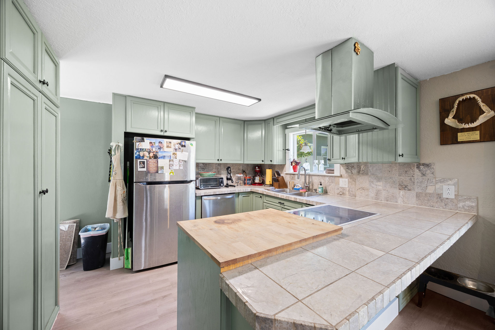 834 2nd Street W Property Photo 6