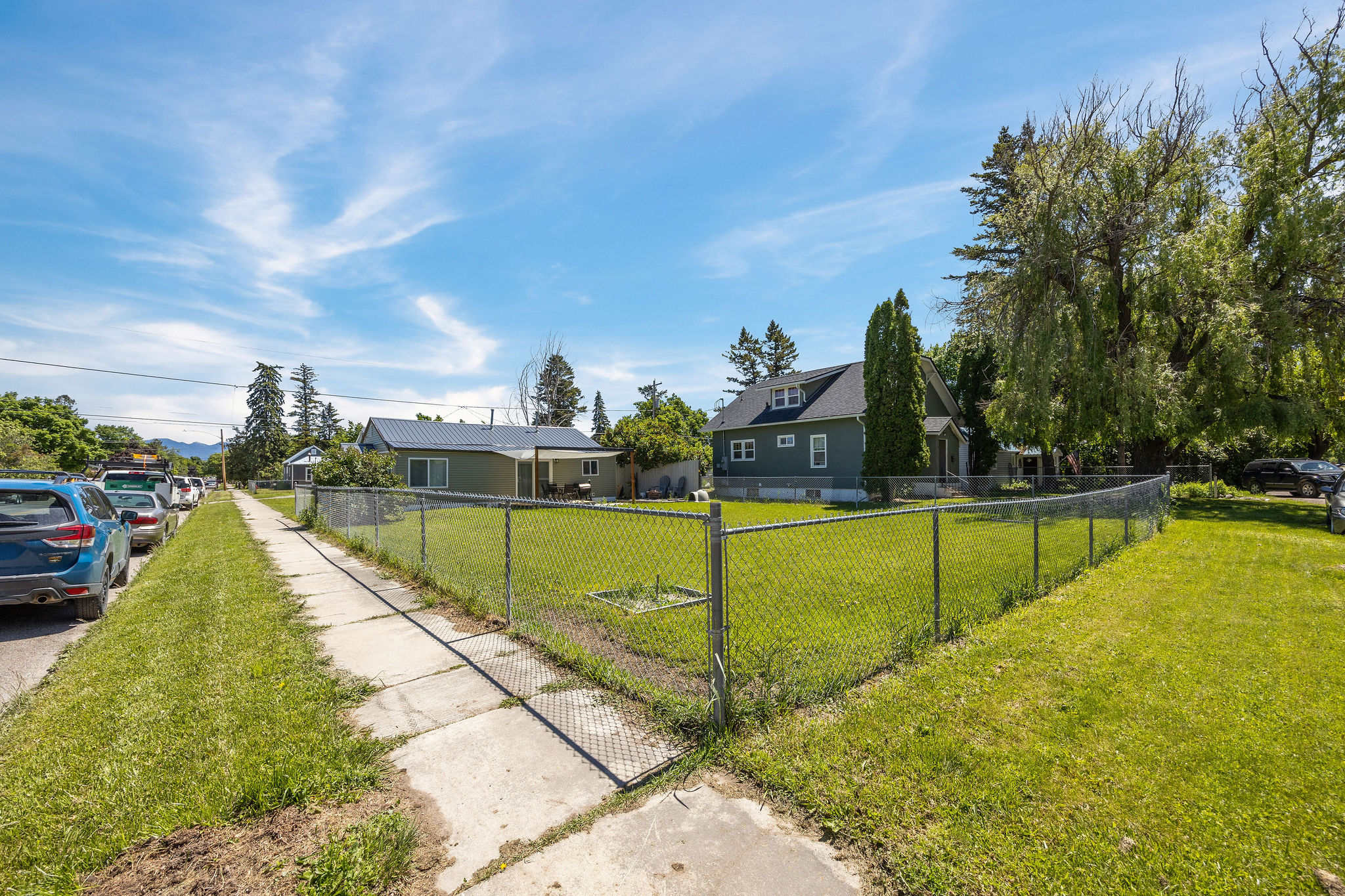 834 2nd Street W Property Photo 17