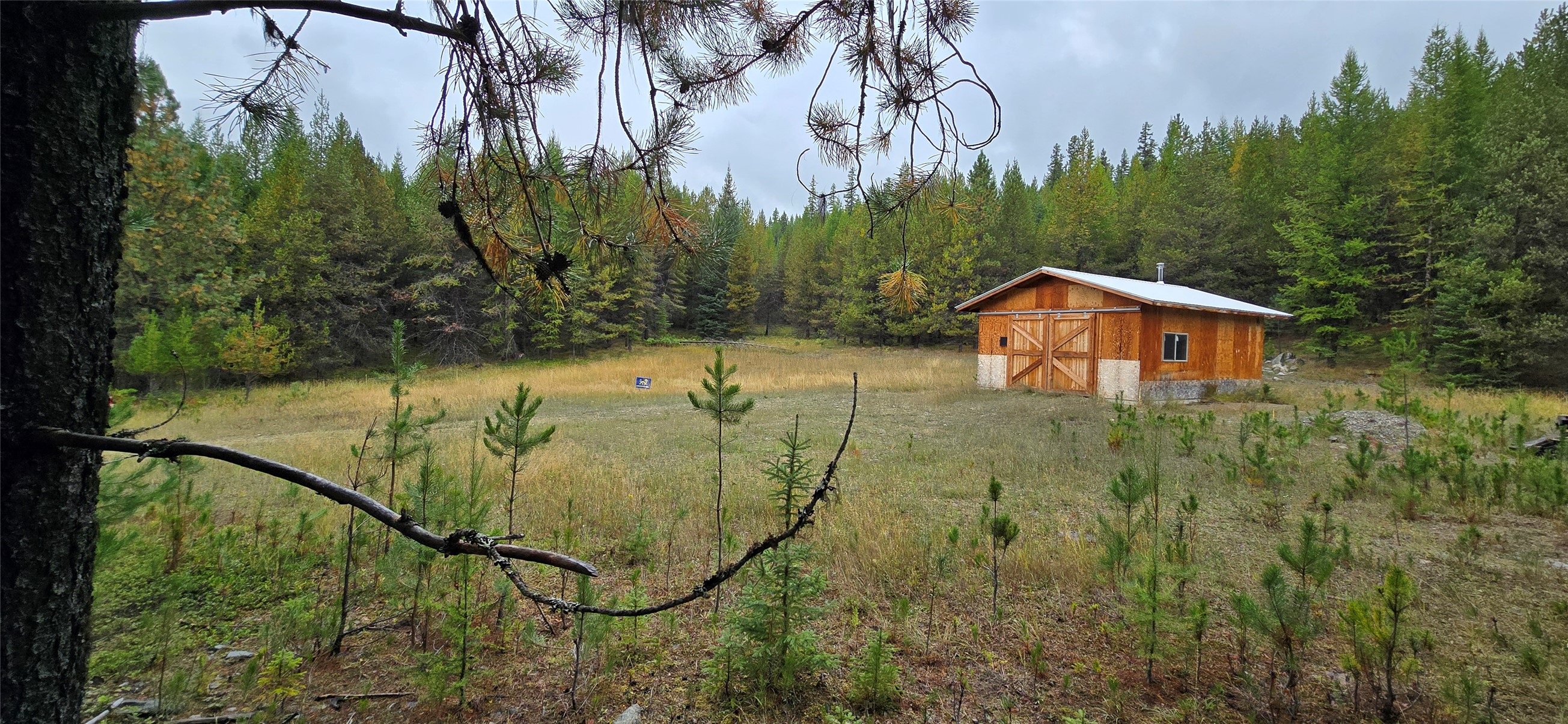 28341 Yaak River Road Property Photo 2