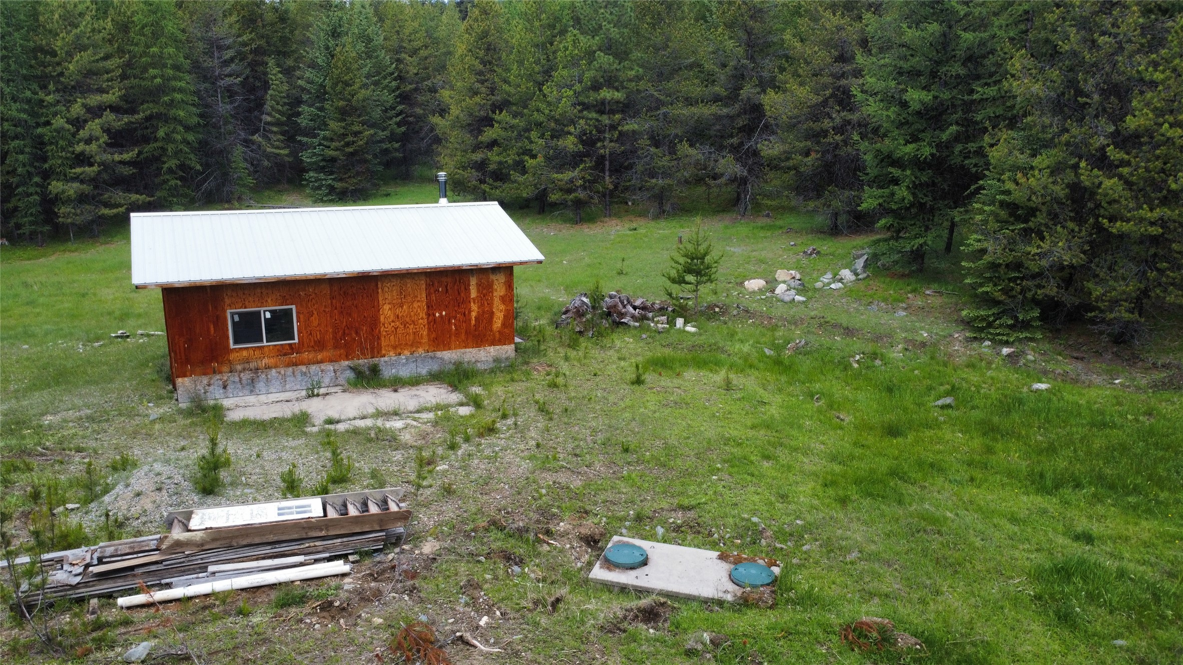 28341 Yaak River Road Property Photo 24