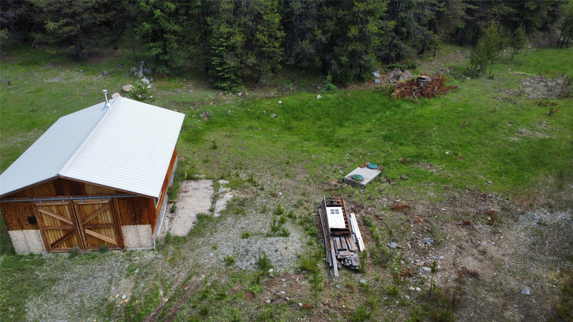28341 Yaak River Road Property Photo 25