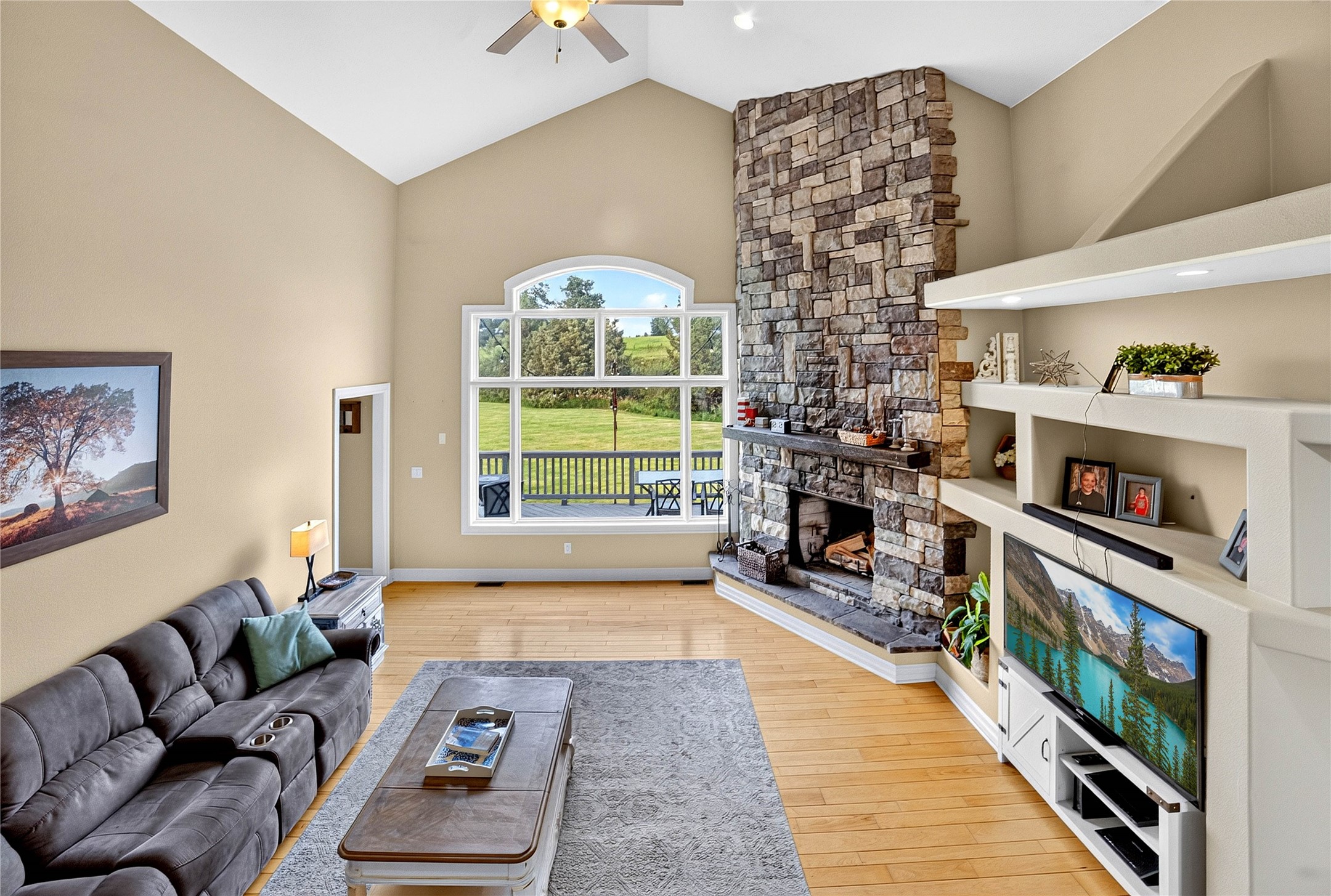 332 Stillwater Loop Property Photo 13
