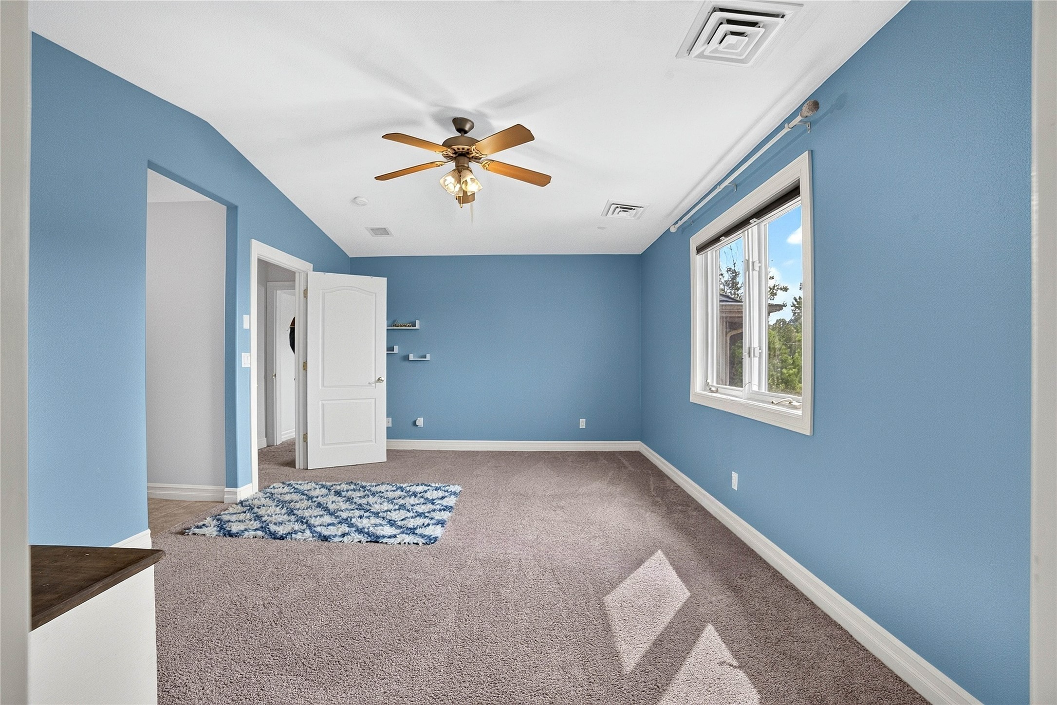 332 Stillwater Loop Property Photo 37