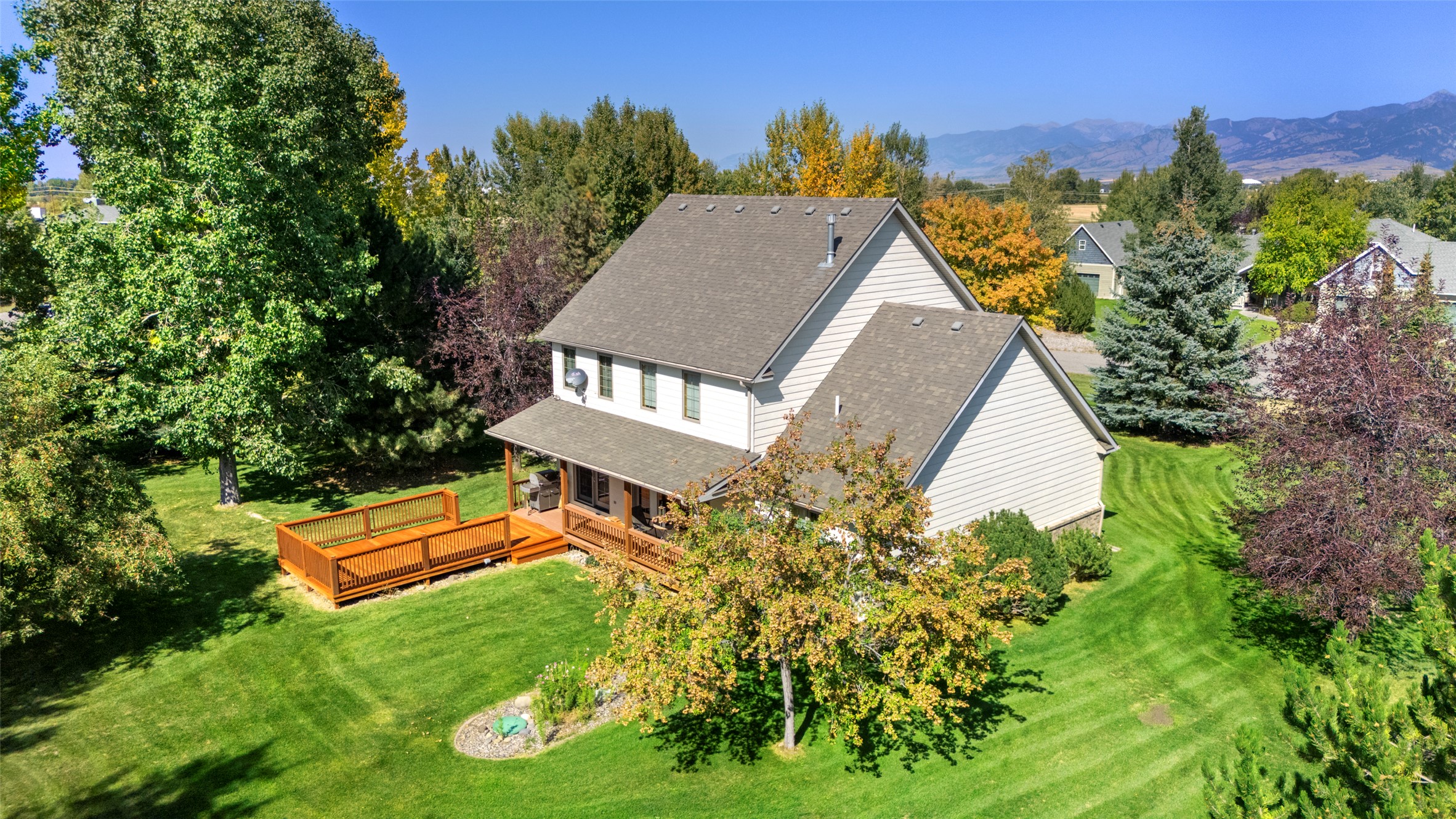 24 Legend Court Property Photo 3