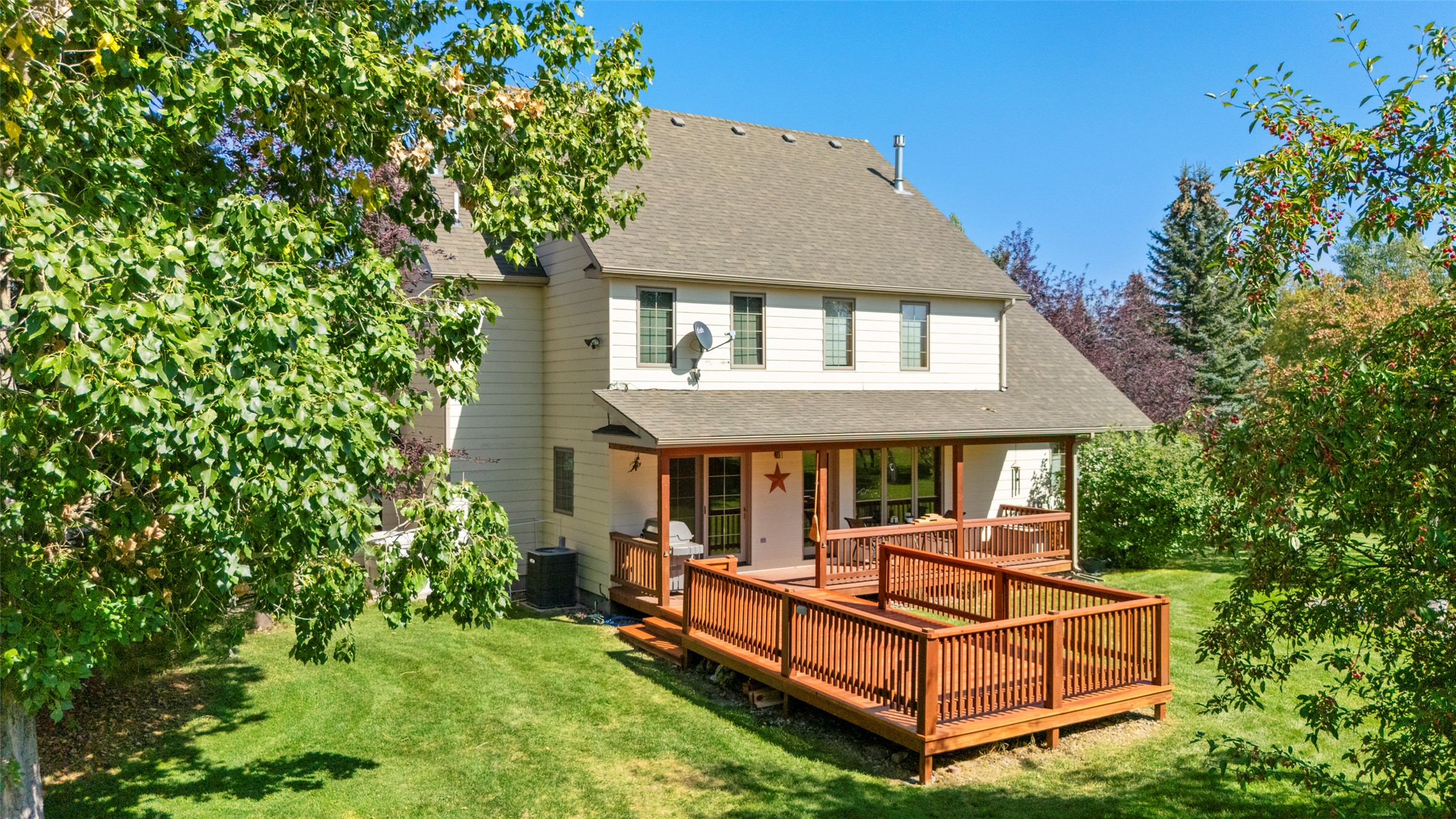 24 Legend Court Property Photo 4