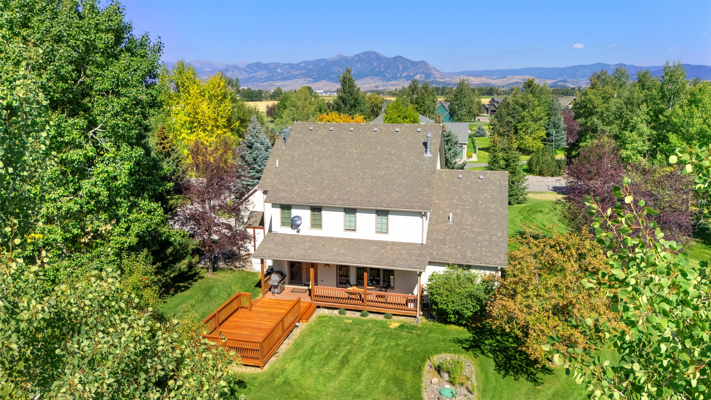 24 Legend Court Property Photo 10
