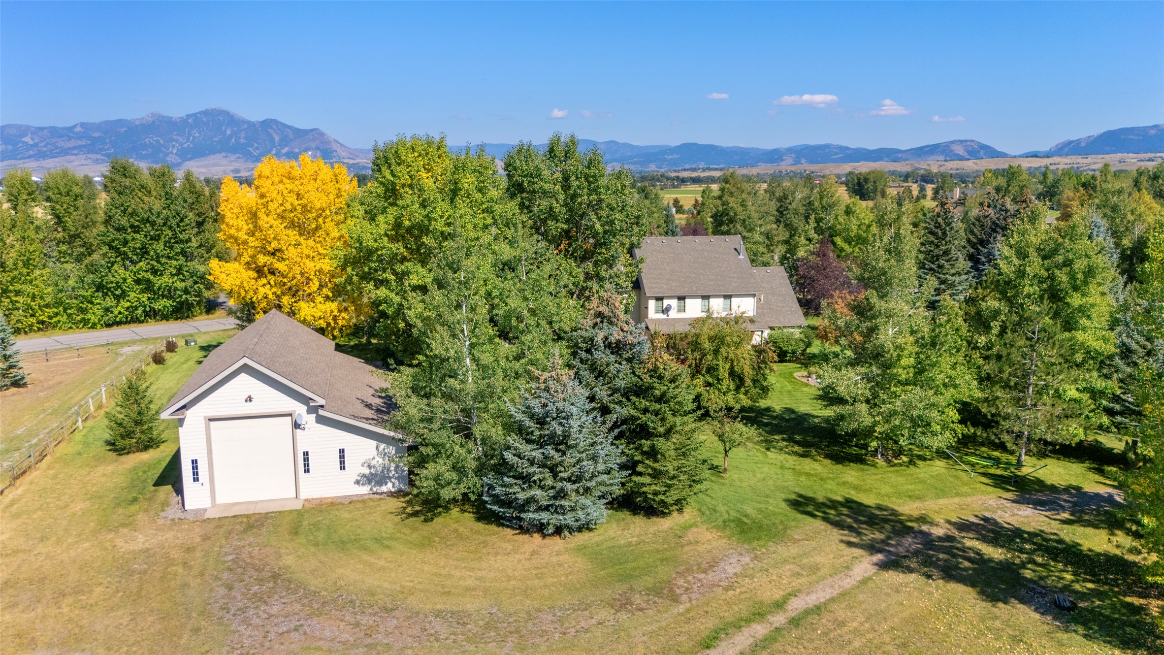 24 Legend Court Property Photo 20
