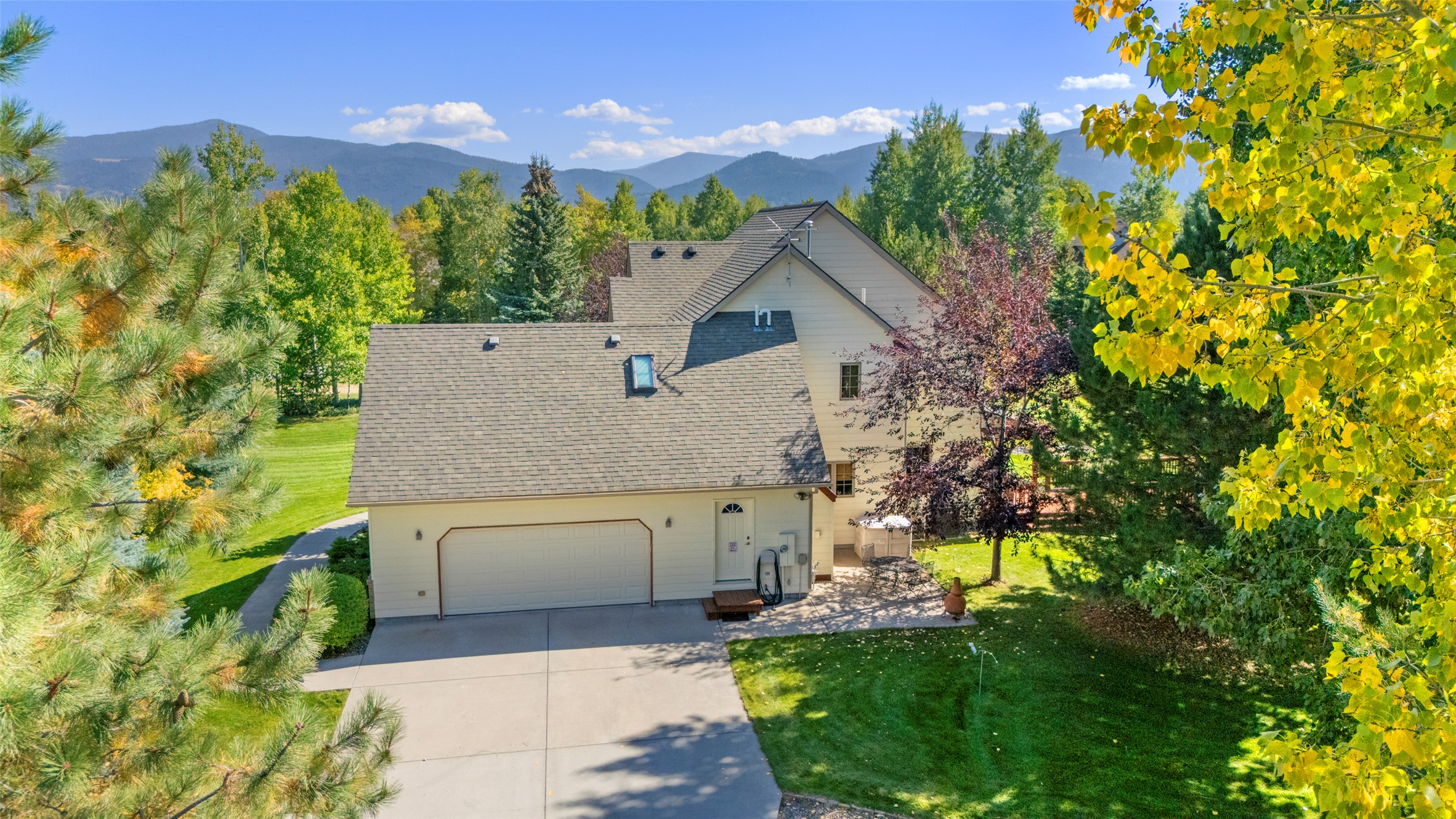 24 Legend Court Property Photo 23