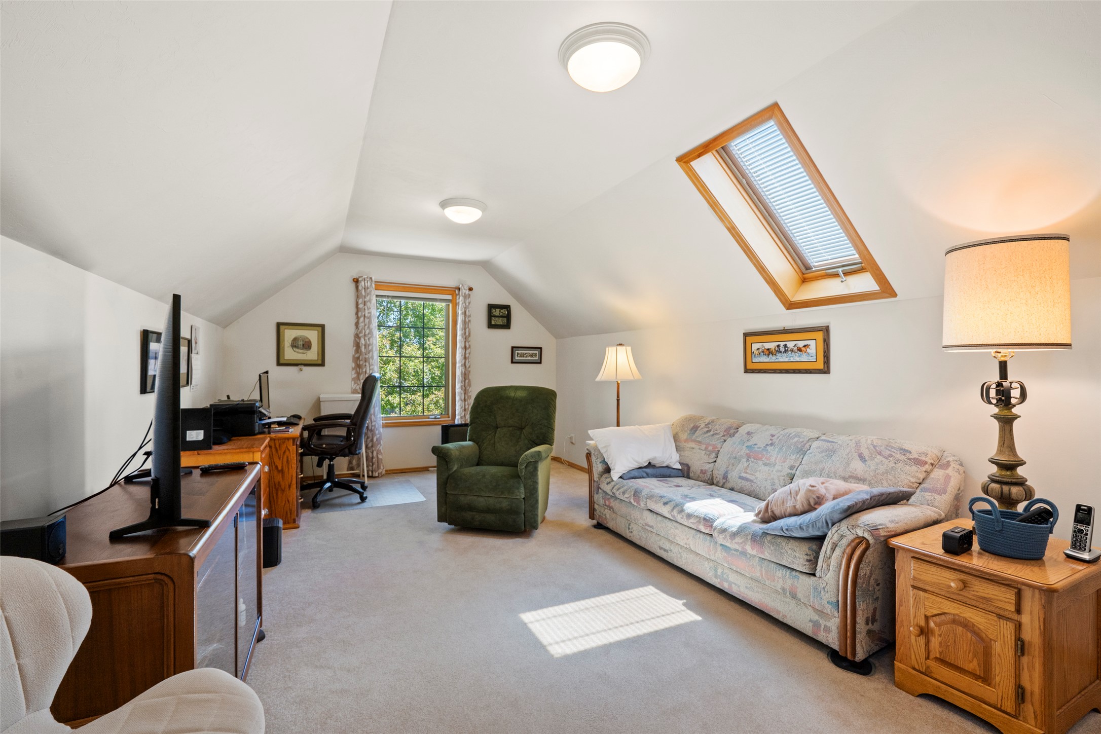 24 Legend Court Property Photo 72
