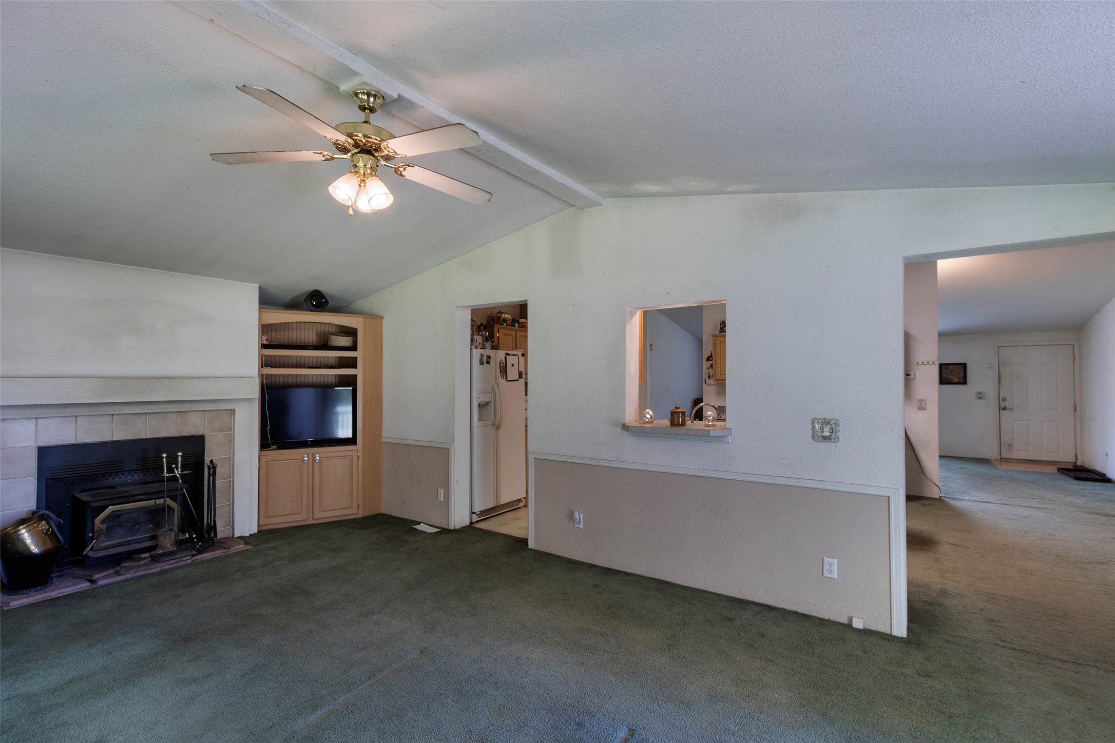 2 Rose Woods Lane Property Photo 8